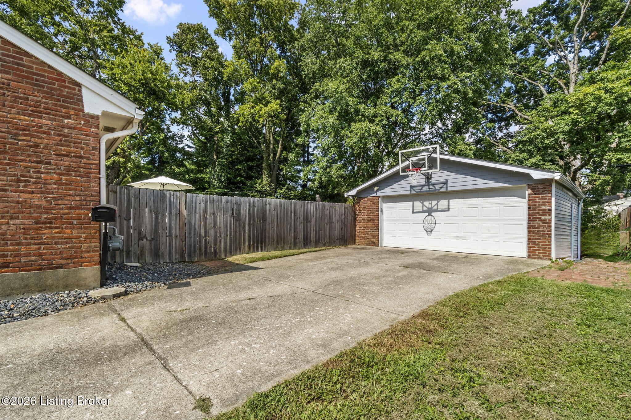 1905 Hoke Rd Property Photo 42