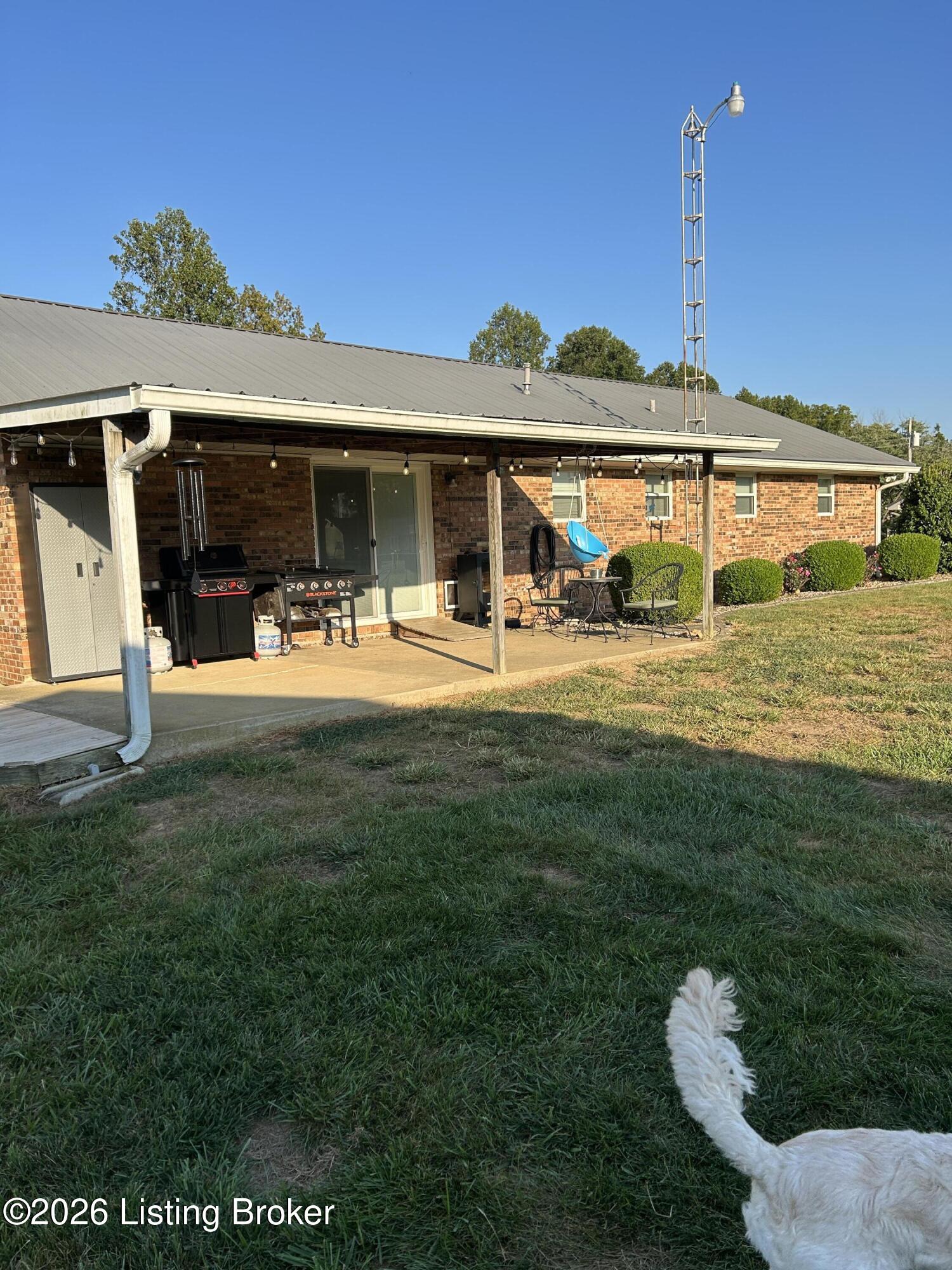 245 Cherwood Dr Property Photo 2