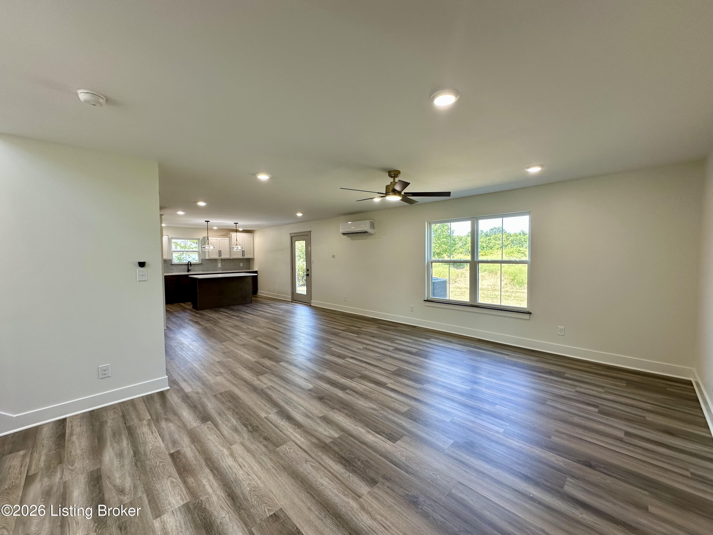 13210 Bessels Blvd Property Photo 6