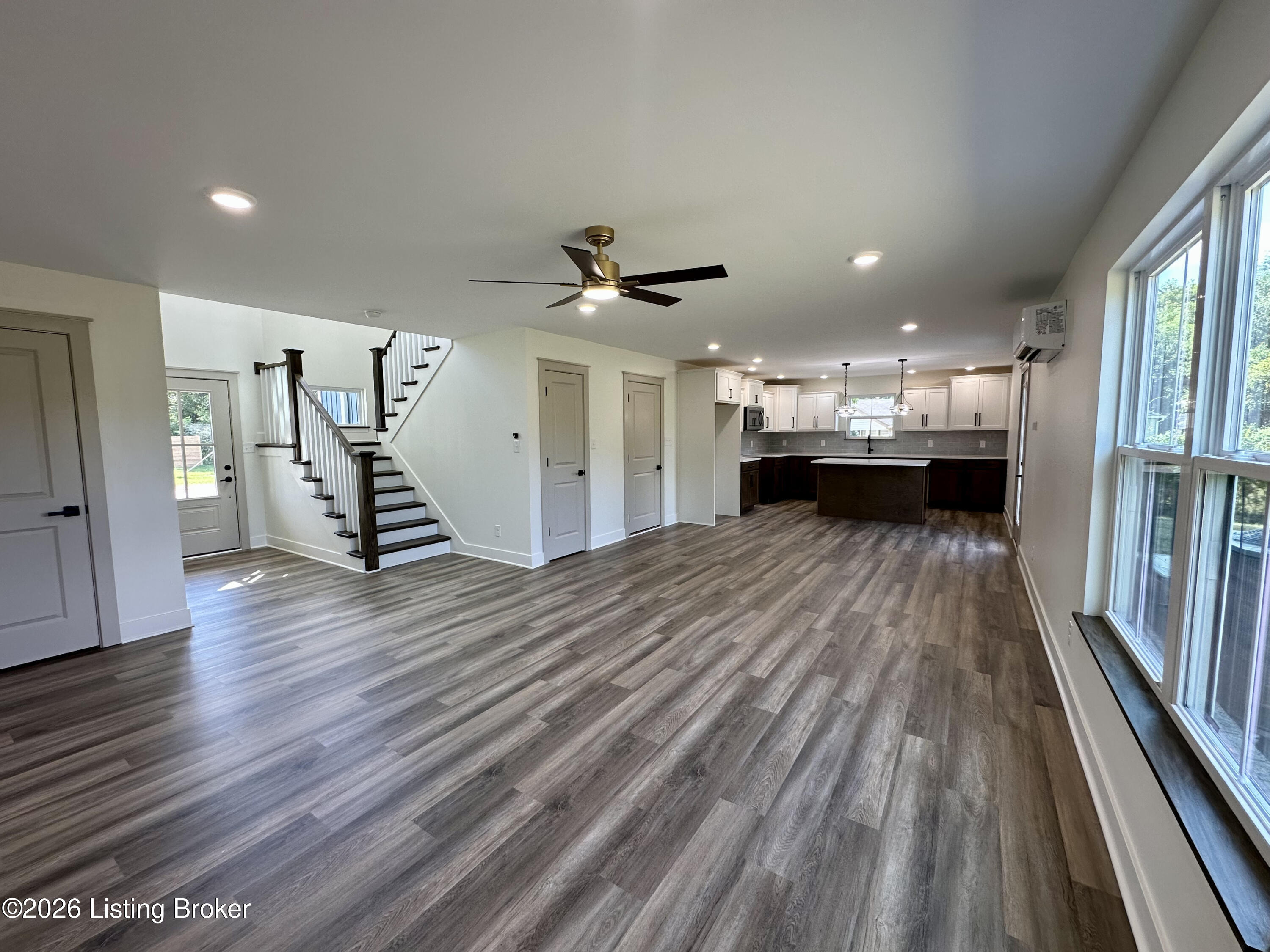13210 Bessels Blvd Property Photo 7