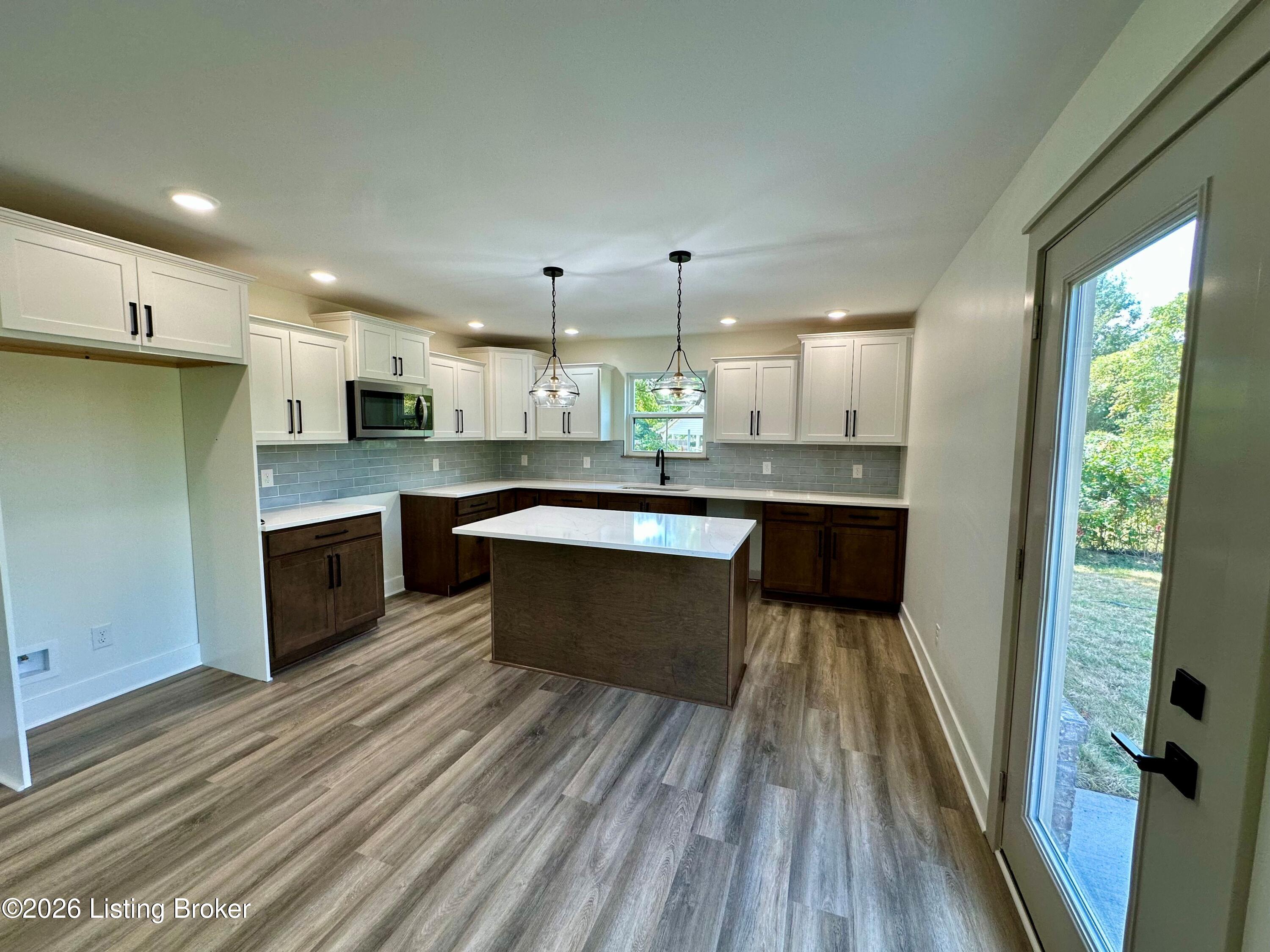 13210 Bessels Blvd Property Photo 8