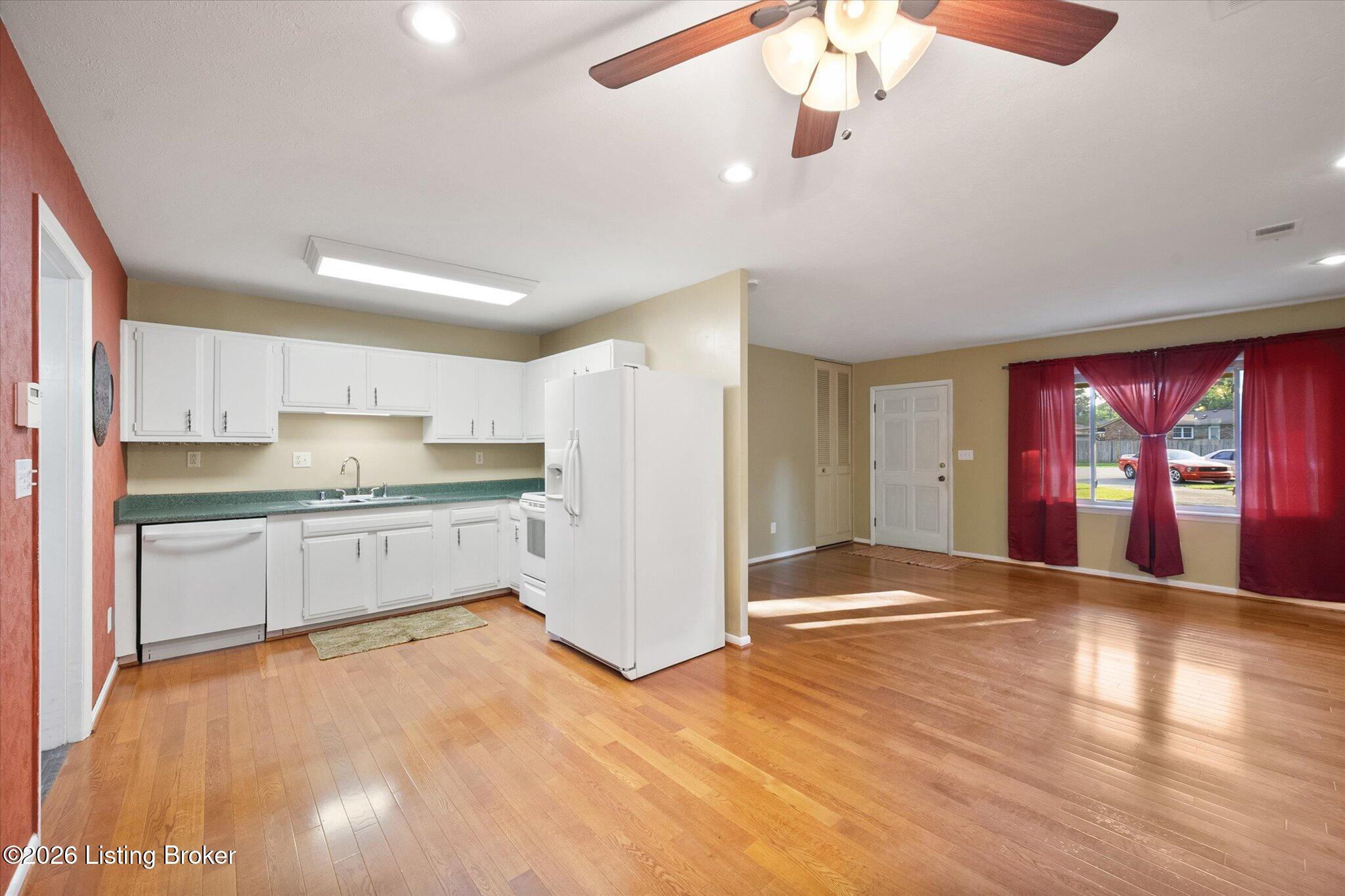 5604 Leemont Ct Property Photo 10
