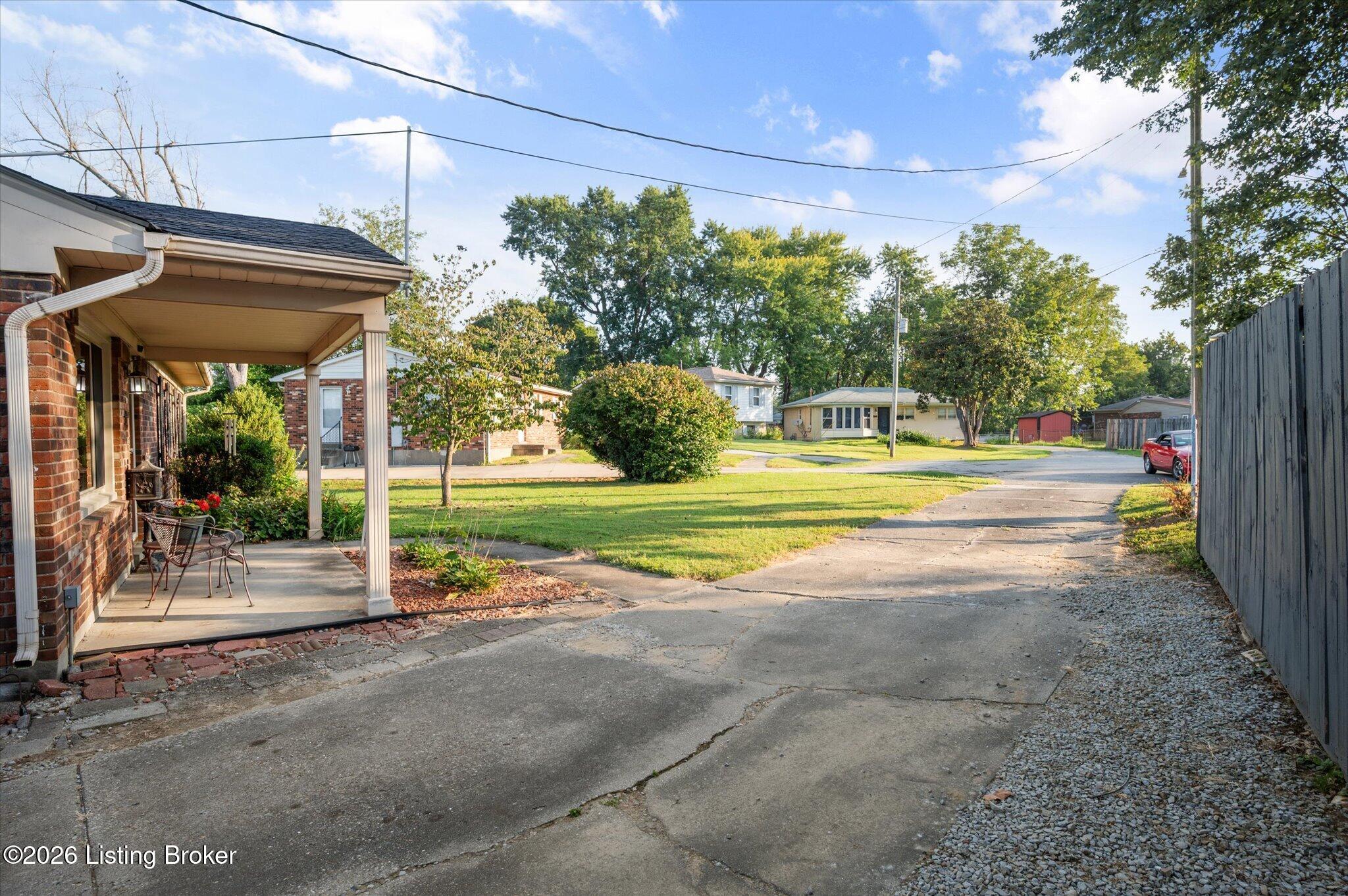 5604 Leemont Ct Property Photo 43