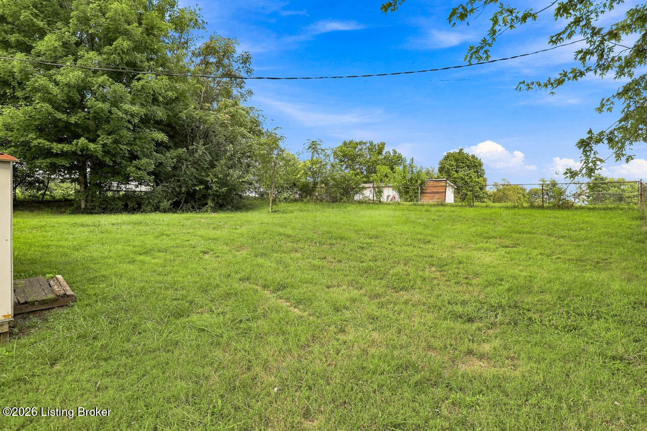 134 Carl St Property Photo 30