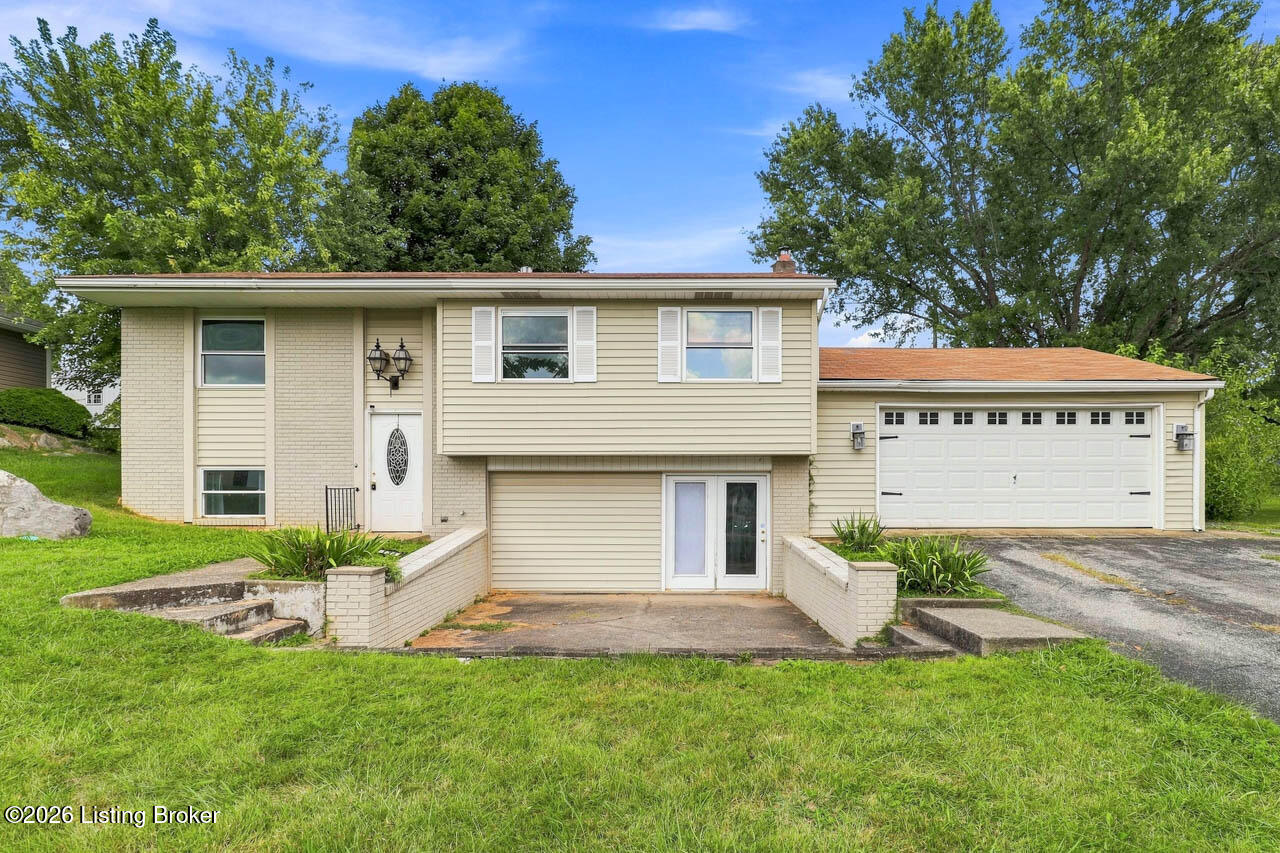134 Carl St Property Photo 31