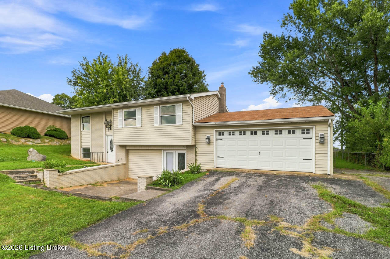 134 Carl St Property Photo 33