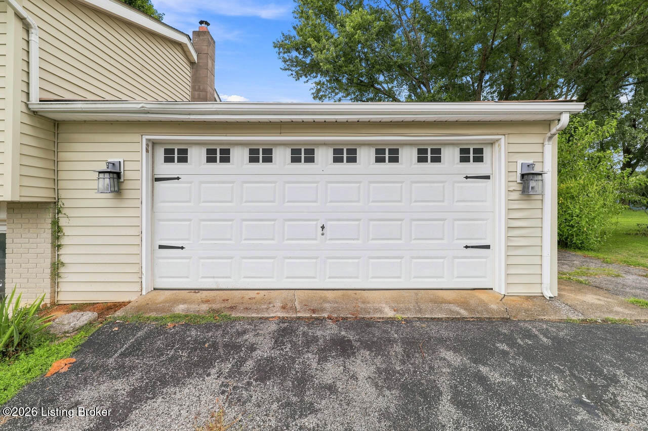 134 Carl St Property Photo 34