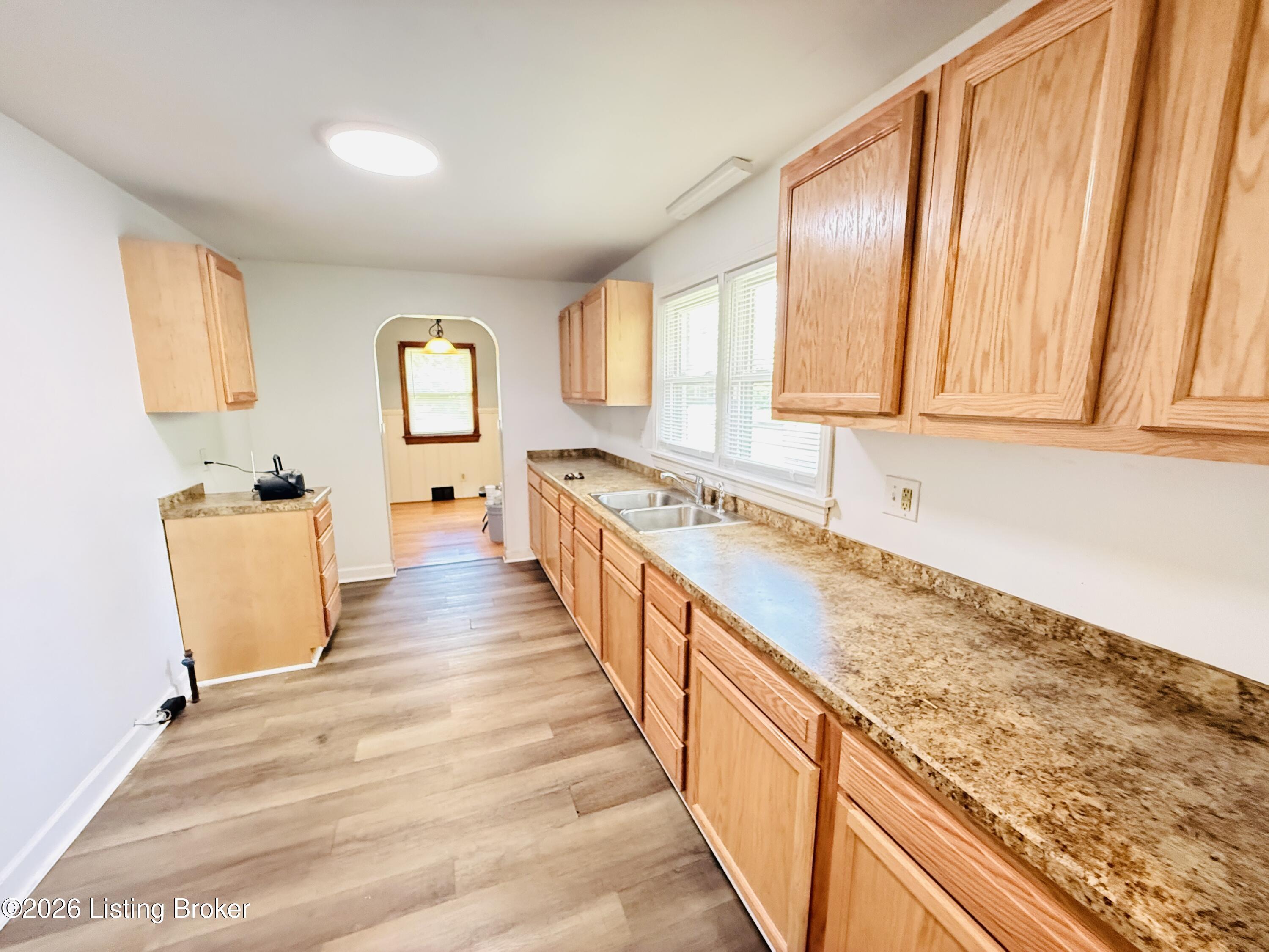 4308 Lynnview Dr Property Photo 7