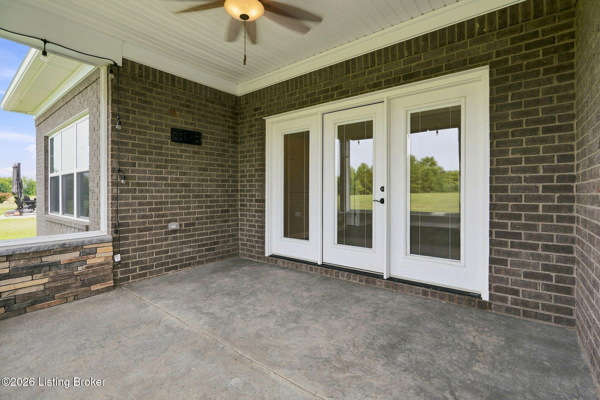 2001 Villa View Ct Property Photo 17