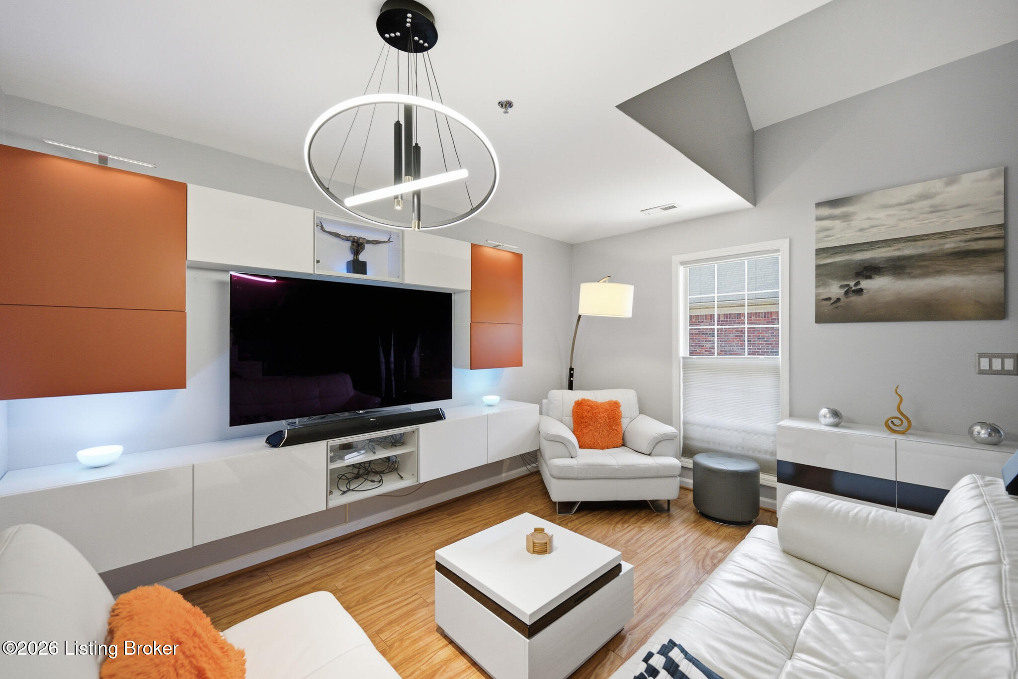 1142 Neon Way Property Photo 8