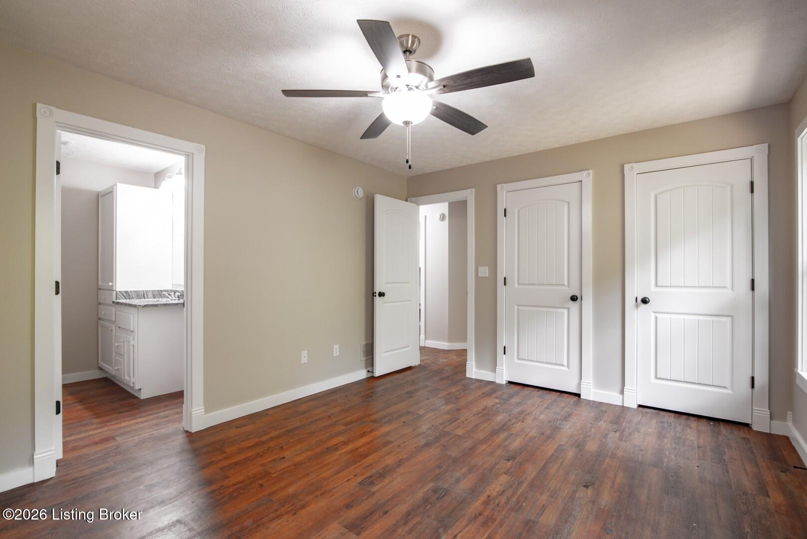 384 Schoolside Dr Property Photo 26