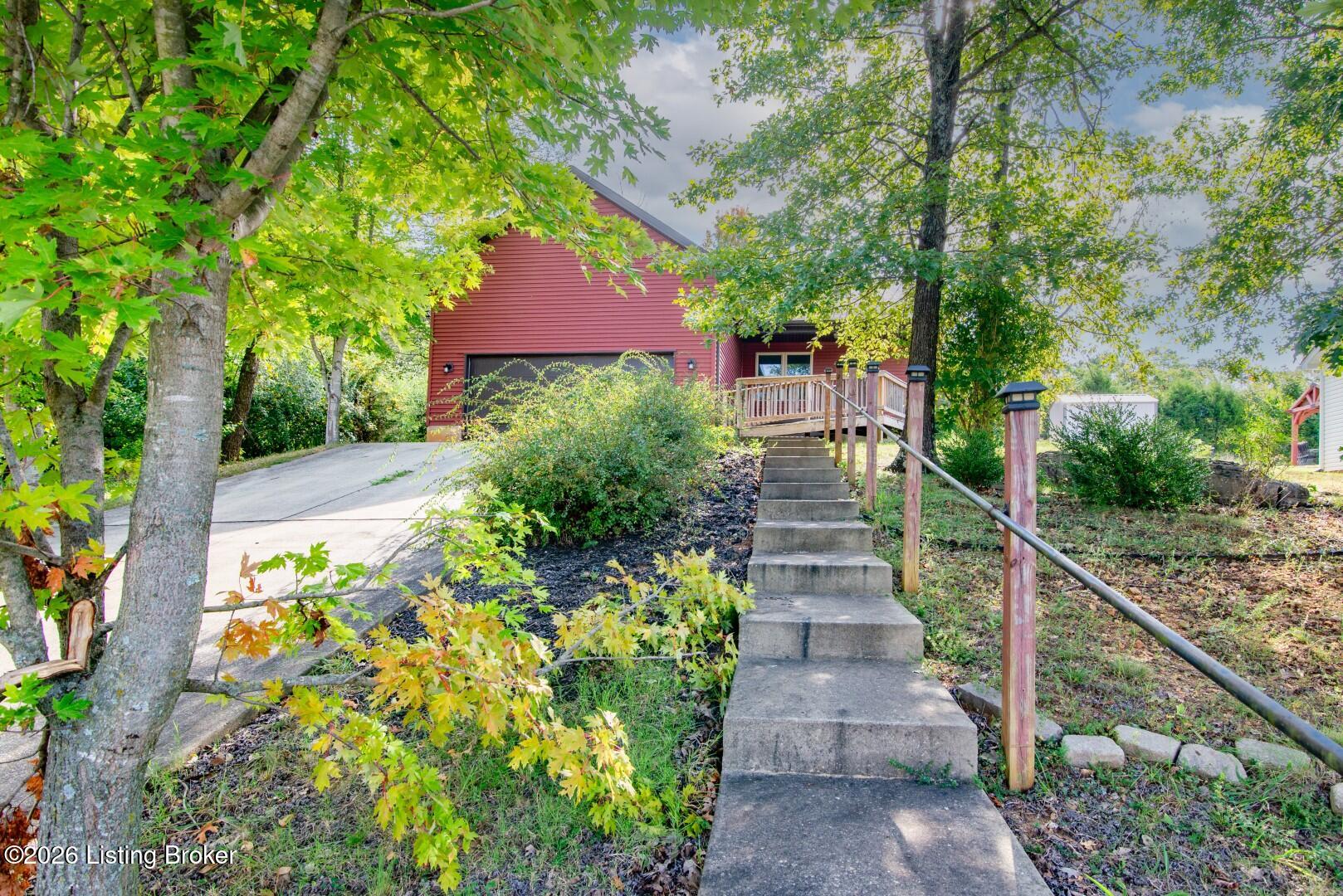 384 Schoolside Dr Property Photo 50