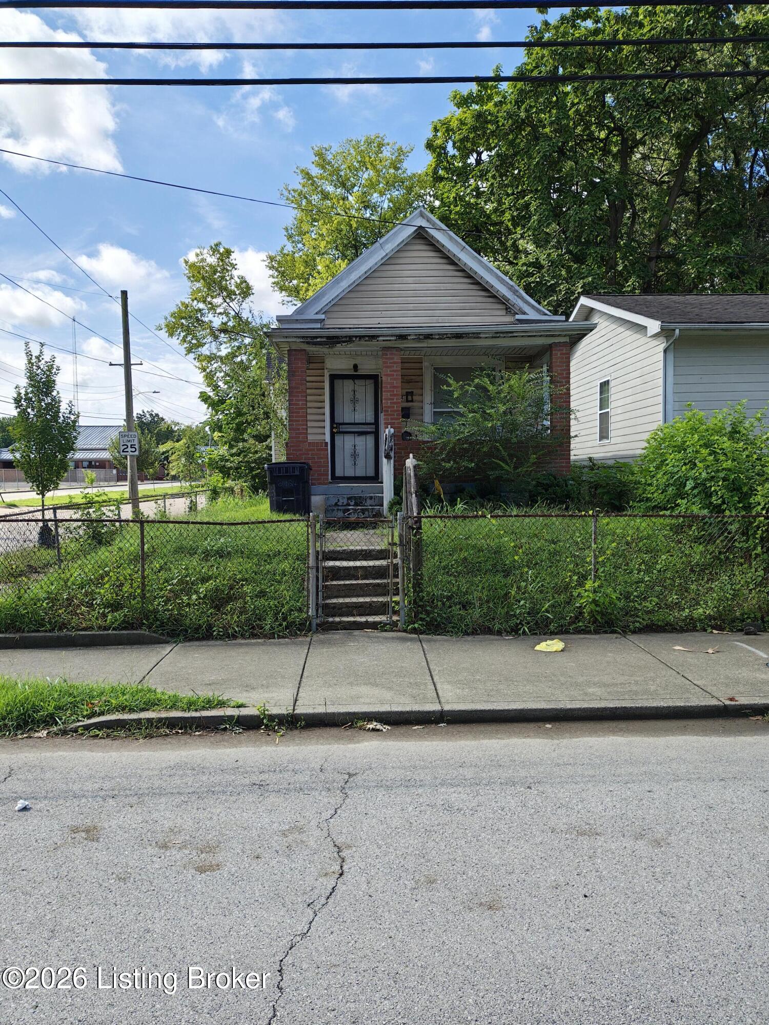 2924 Dumesnil St Property Photo 1