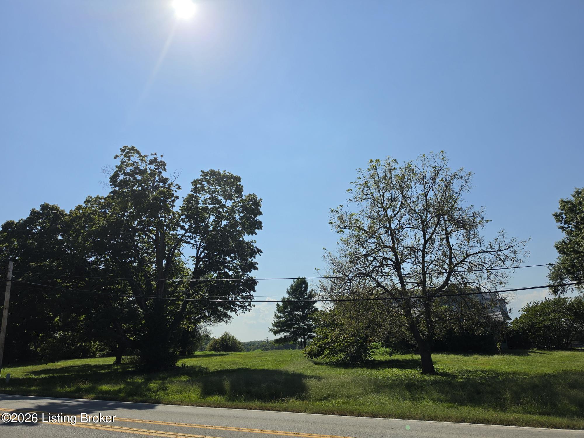 2047 Waddy Rd Property Photo 10