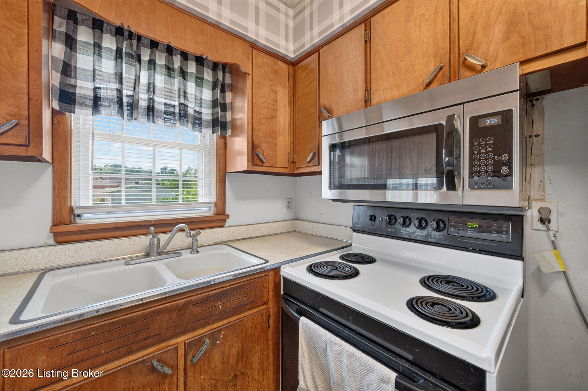 4302 Lahnna Dr Property Photo 11