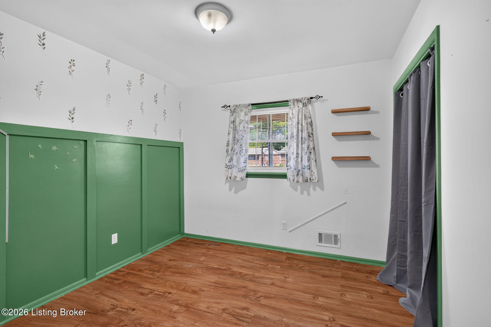 4302 Lahnna Dr Property Photo 15