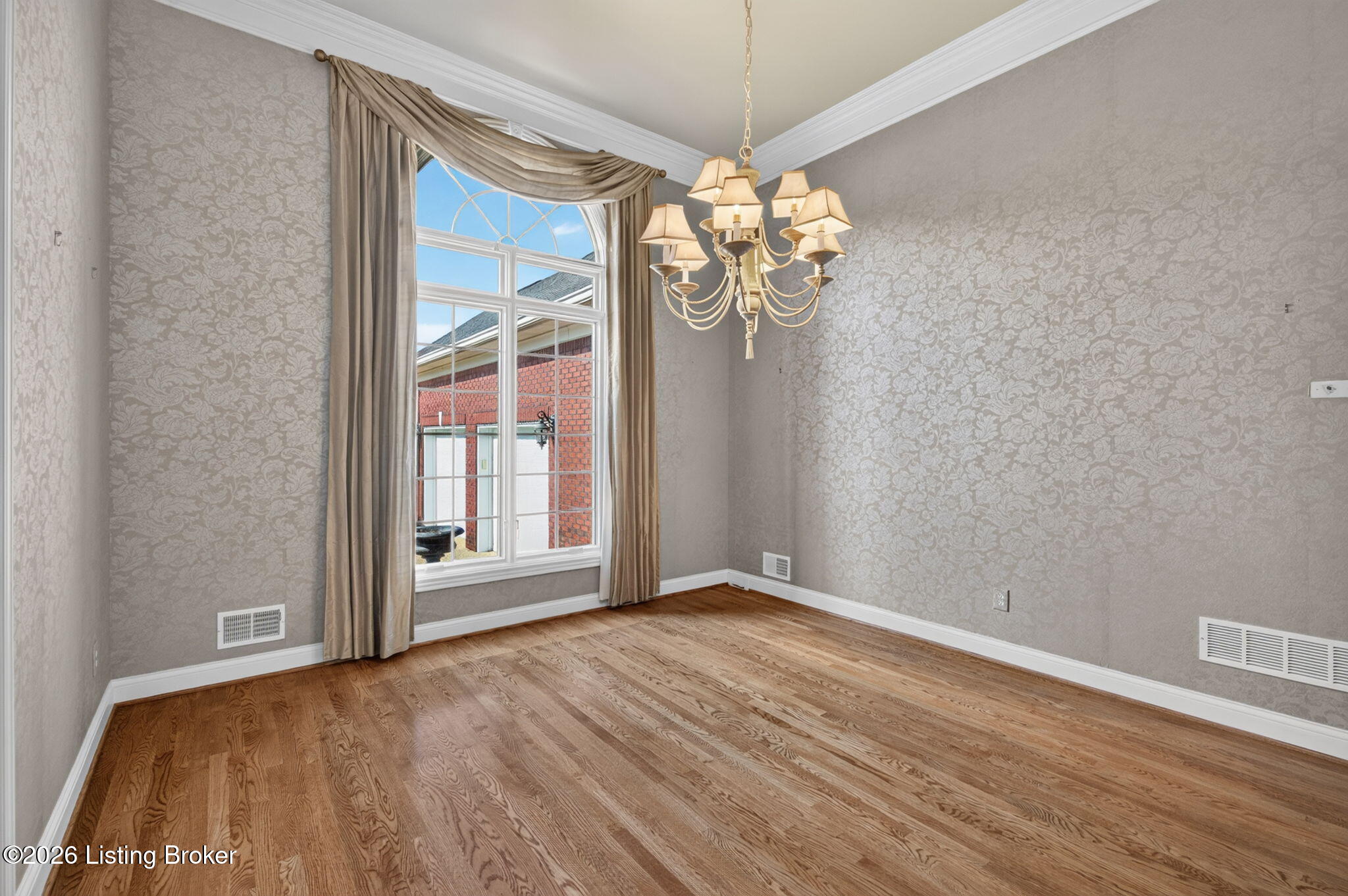 10413 Martinside Dr Property Photo 12