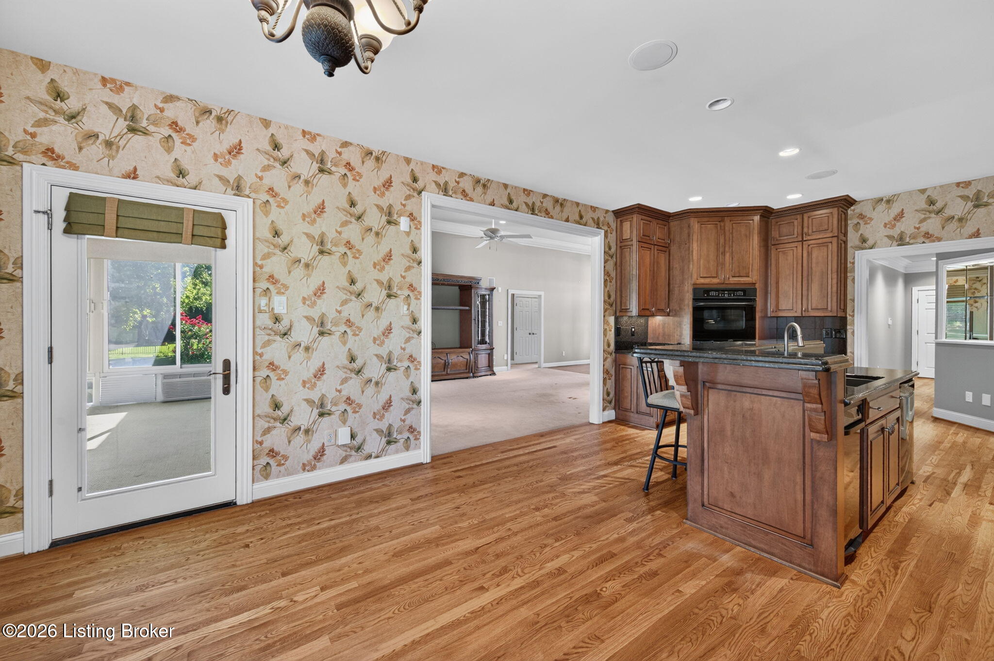 10413 Martinside Dr Property Photo 21