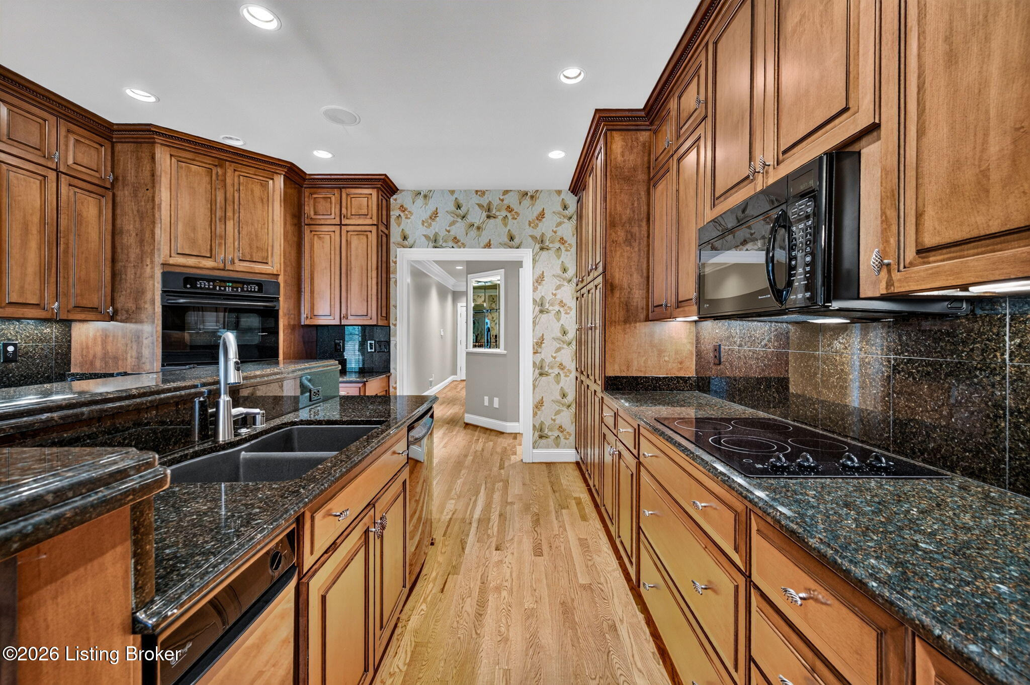 10413 Martinside Dr Property Photo 22