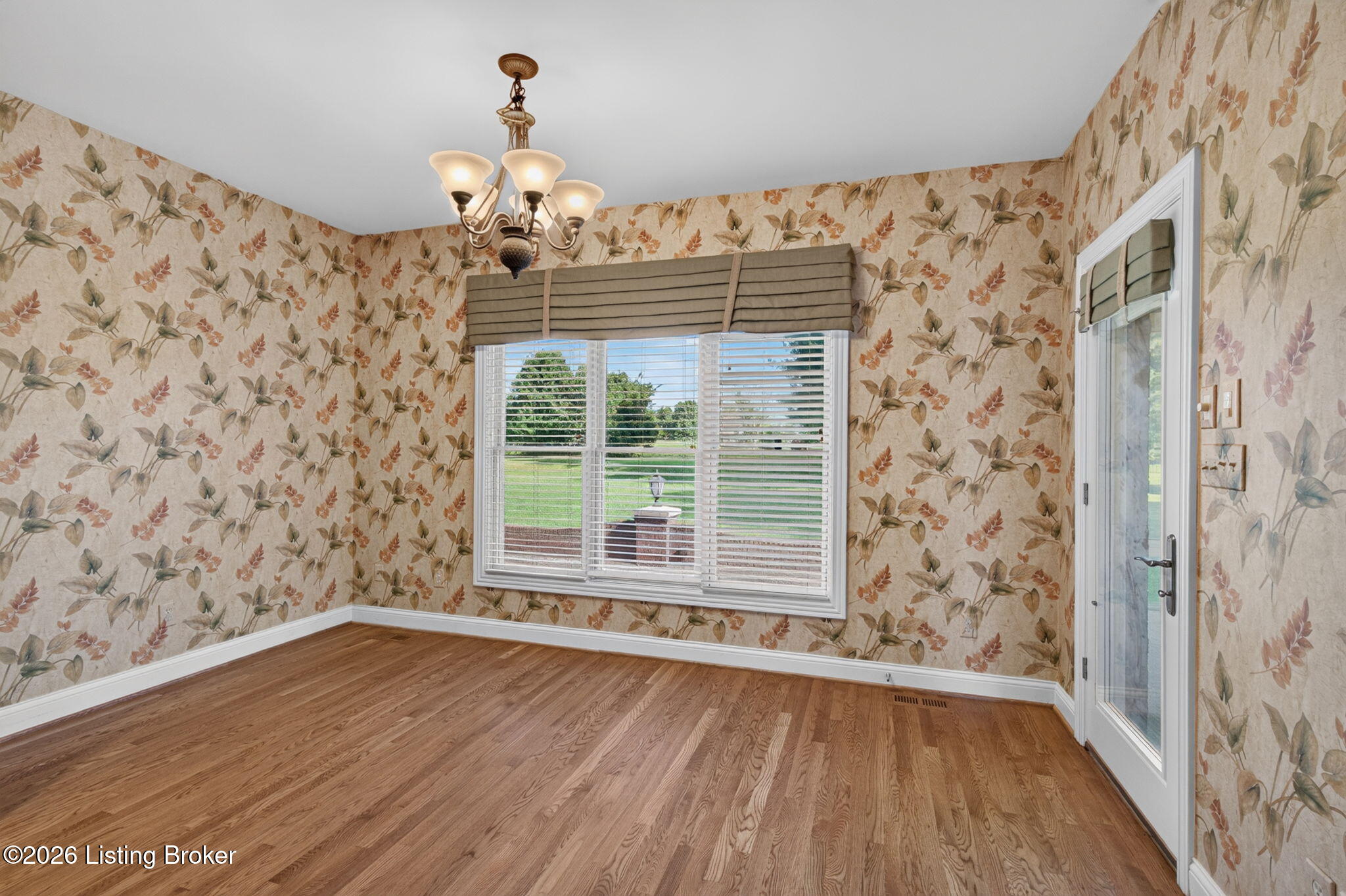10413 Martinside Dr Property Photo 25