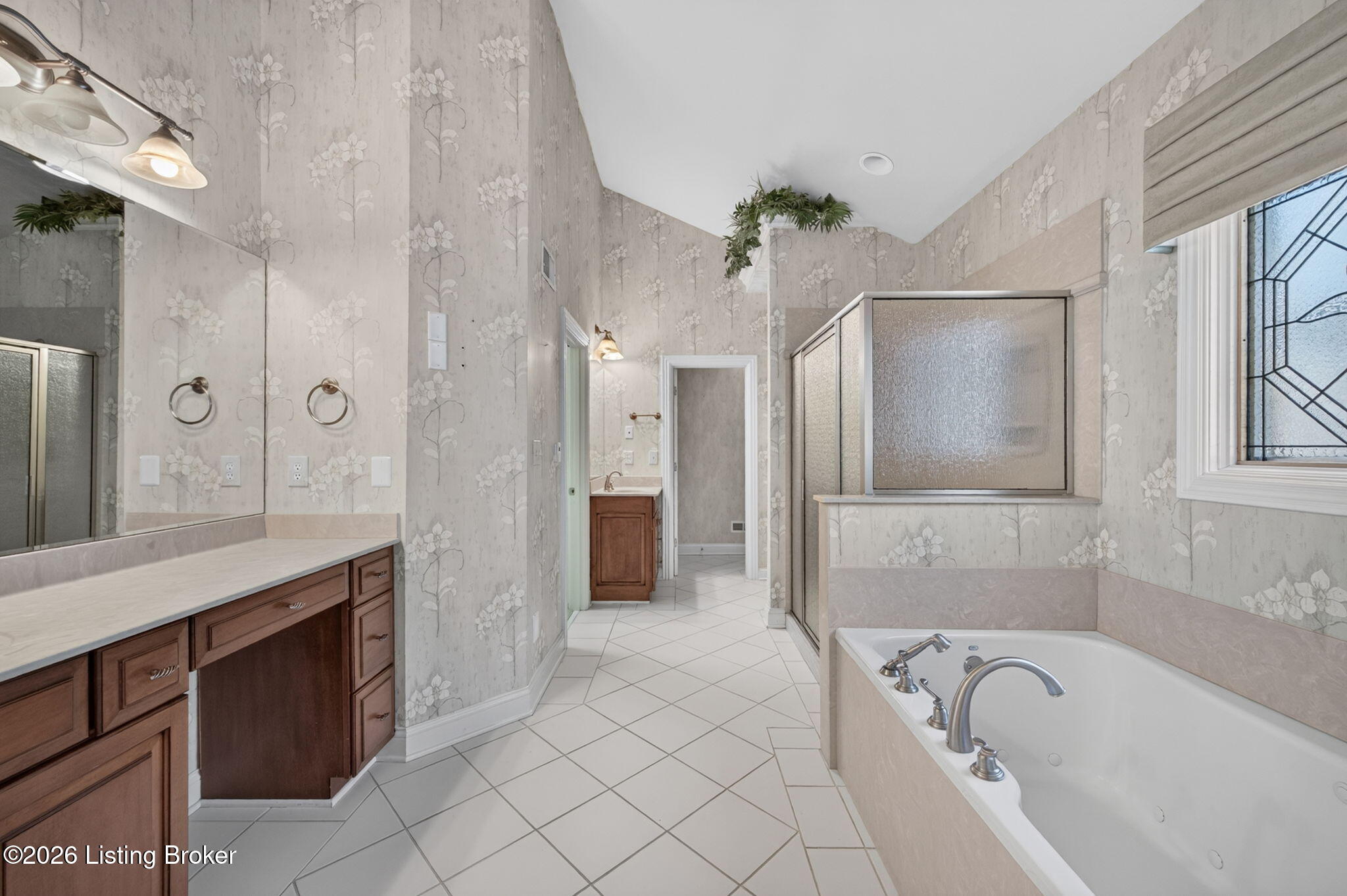 10413 Martinside Dr Property Photo 33