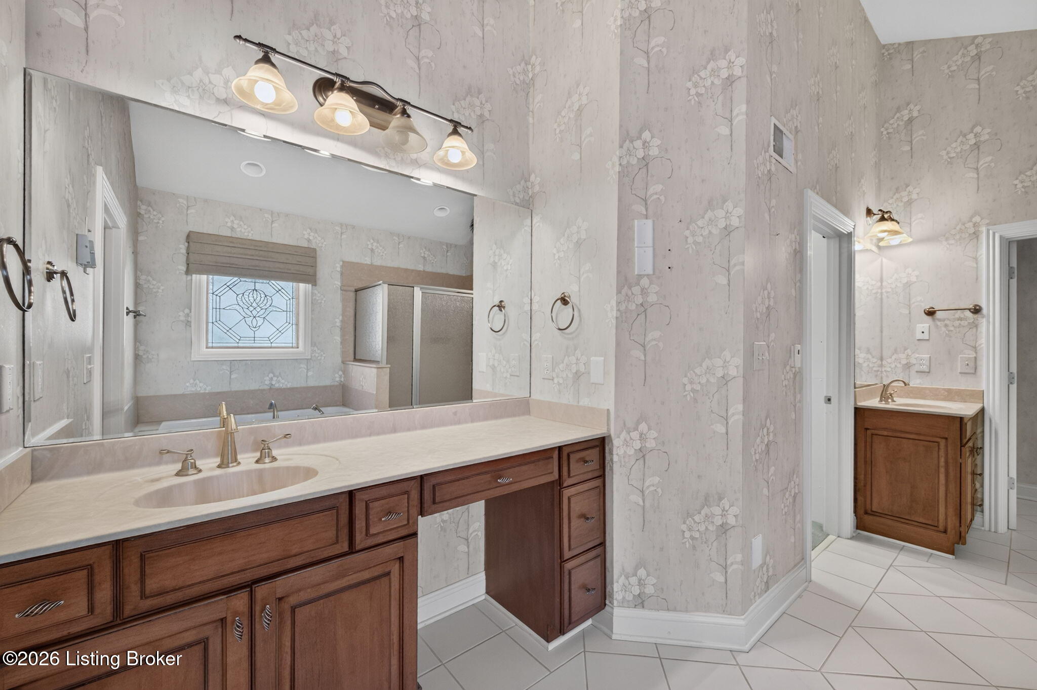 10413 Martinside Dr Property Photo 34