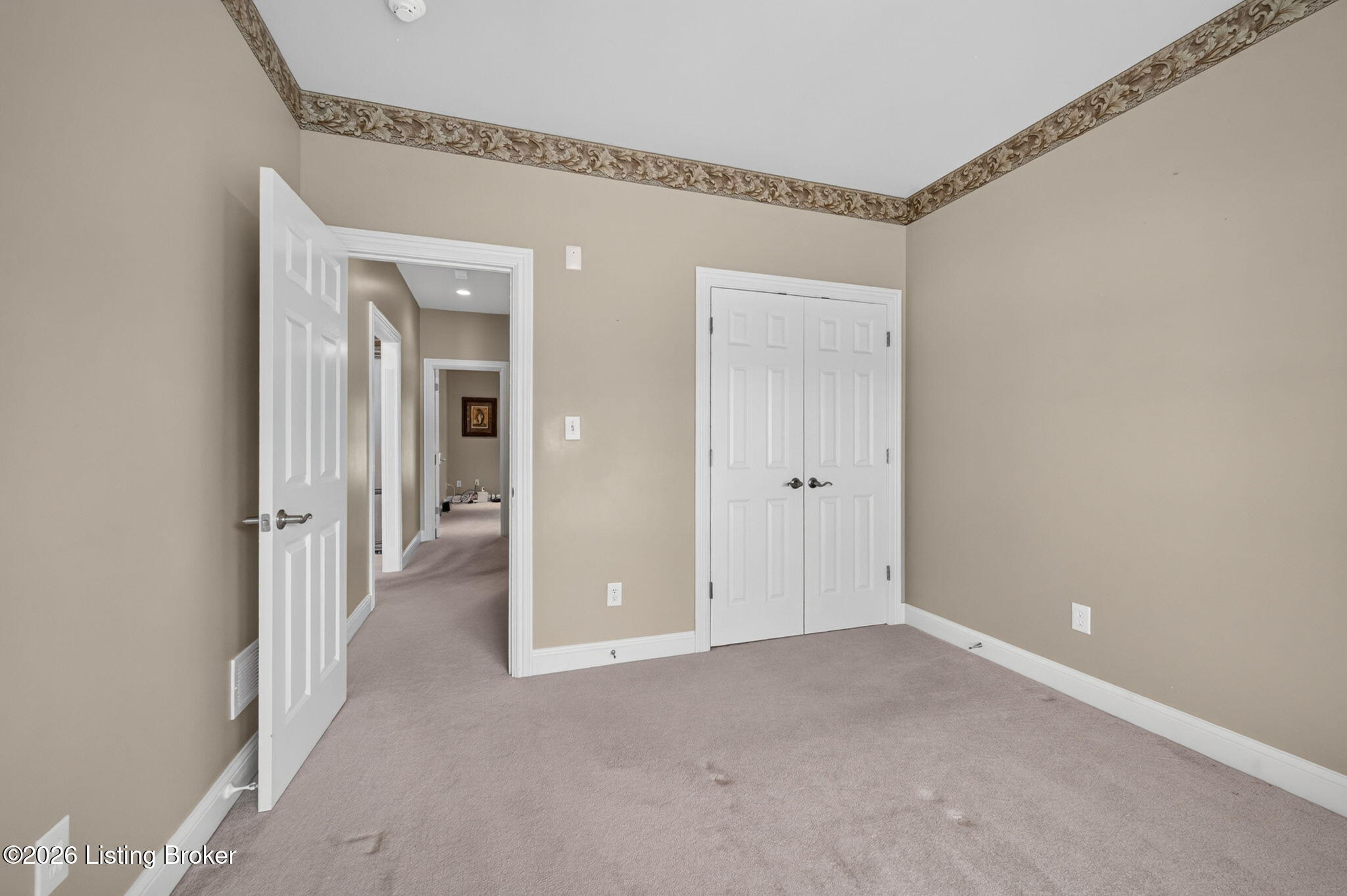 10413 Martinside Dr Property Photo 40