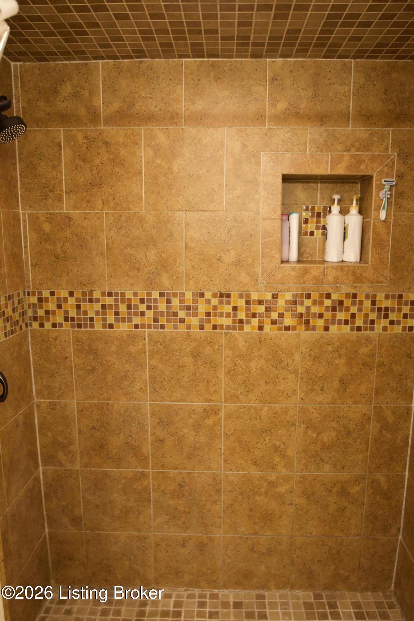 316 Robin Rd Property Photo 32
