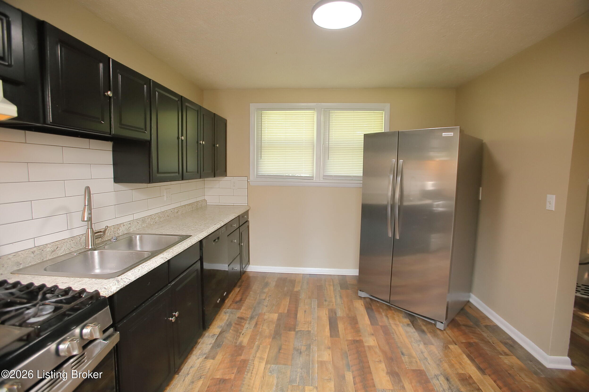 7115 Ethan Allen Way Property Photo 9