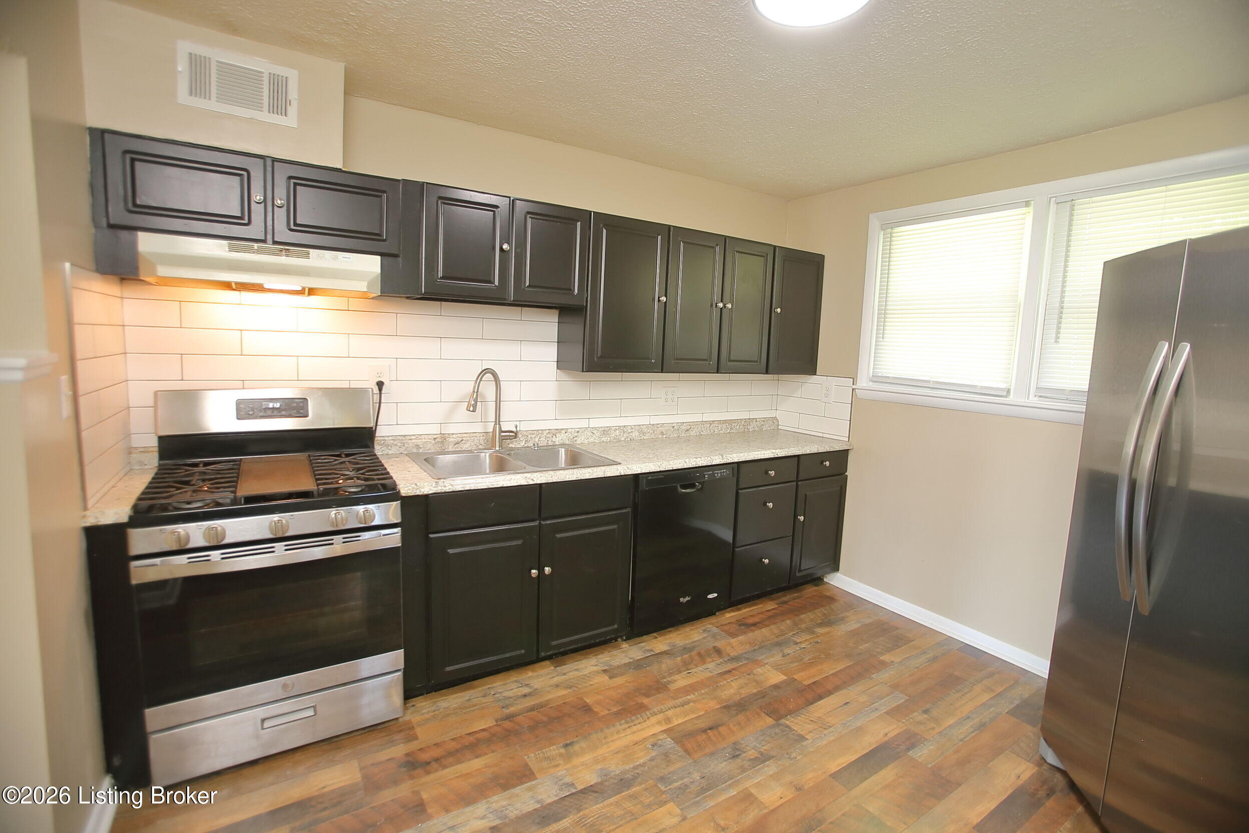 7115 Ethan Allen Way Property Photo 10