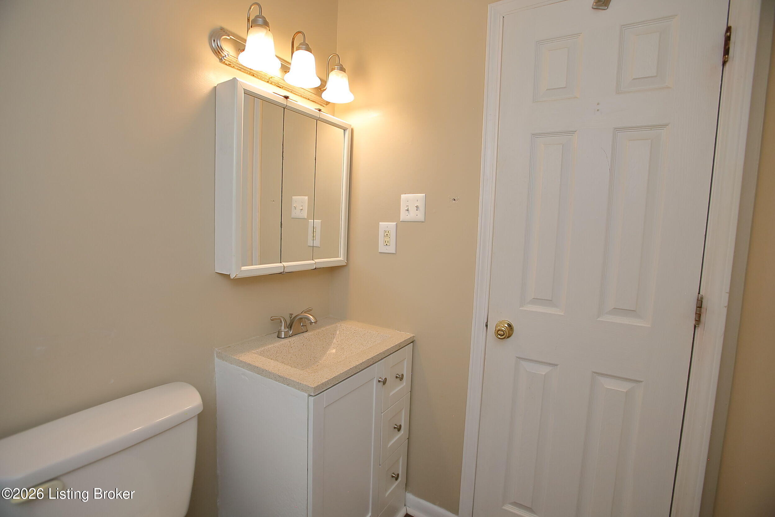 7115 Ethan Allen Way Property Photo 24