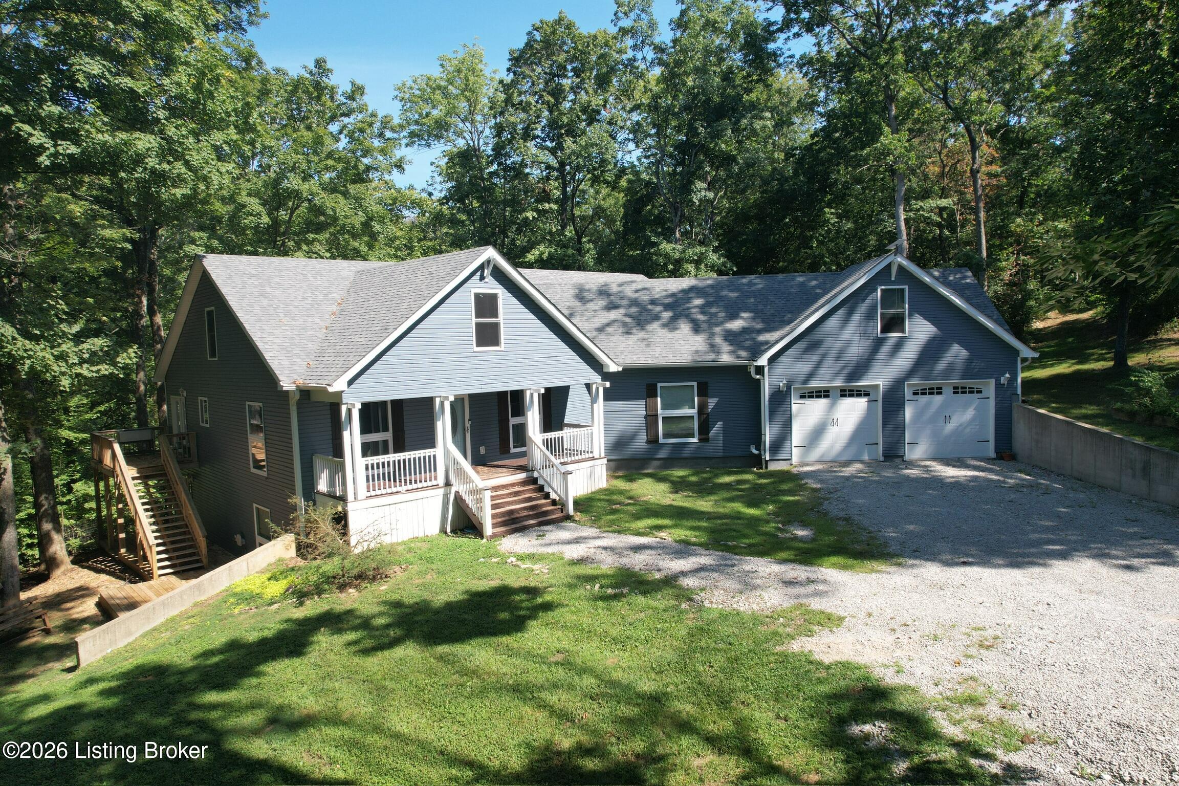 200 Bells Mill Ct. Property Photo 6