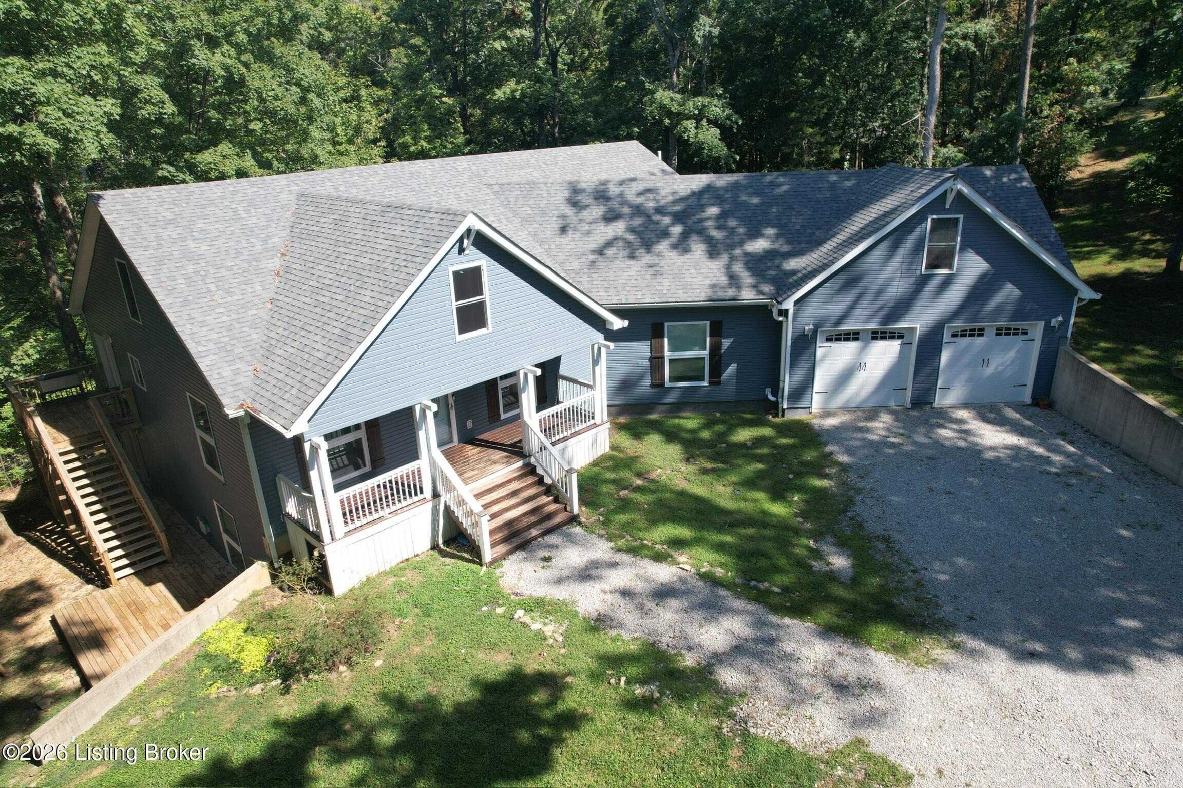 200 Bells Mill Ct. Property Photo 8