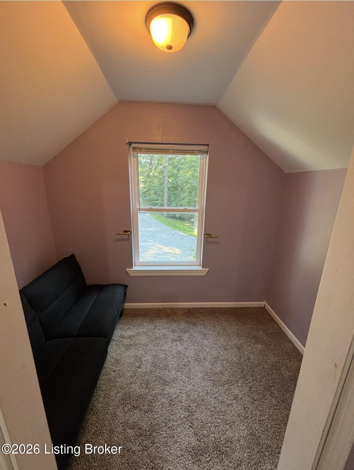 200 Bells Mill Ct. Property Photo 84