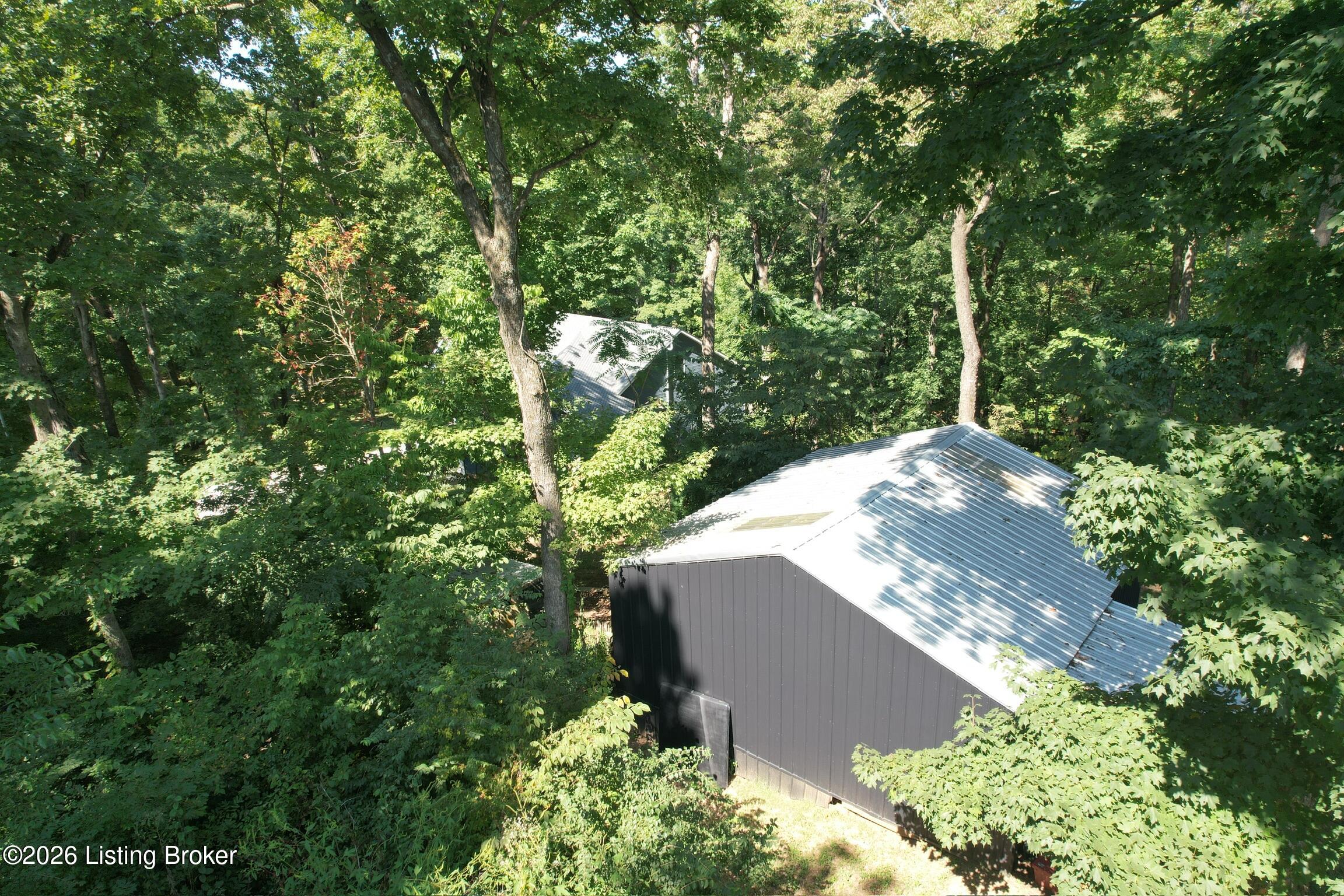 200 Bells Mill Ct. Property Photo 145