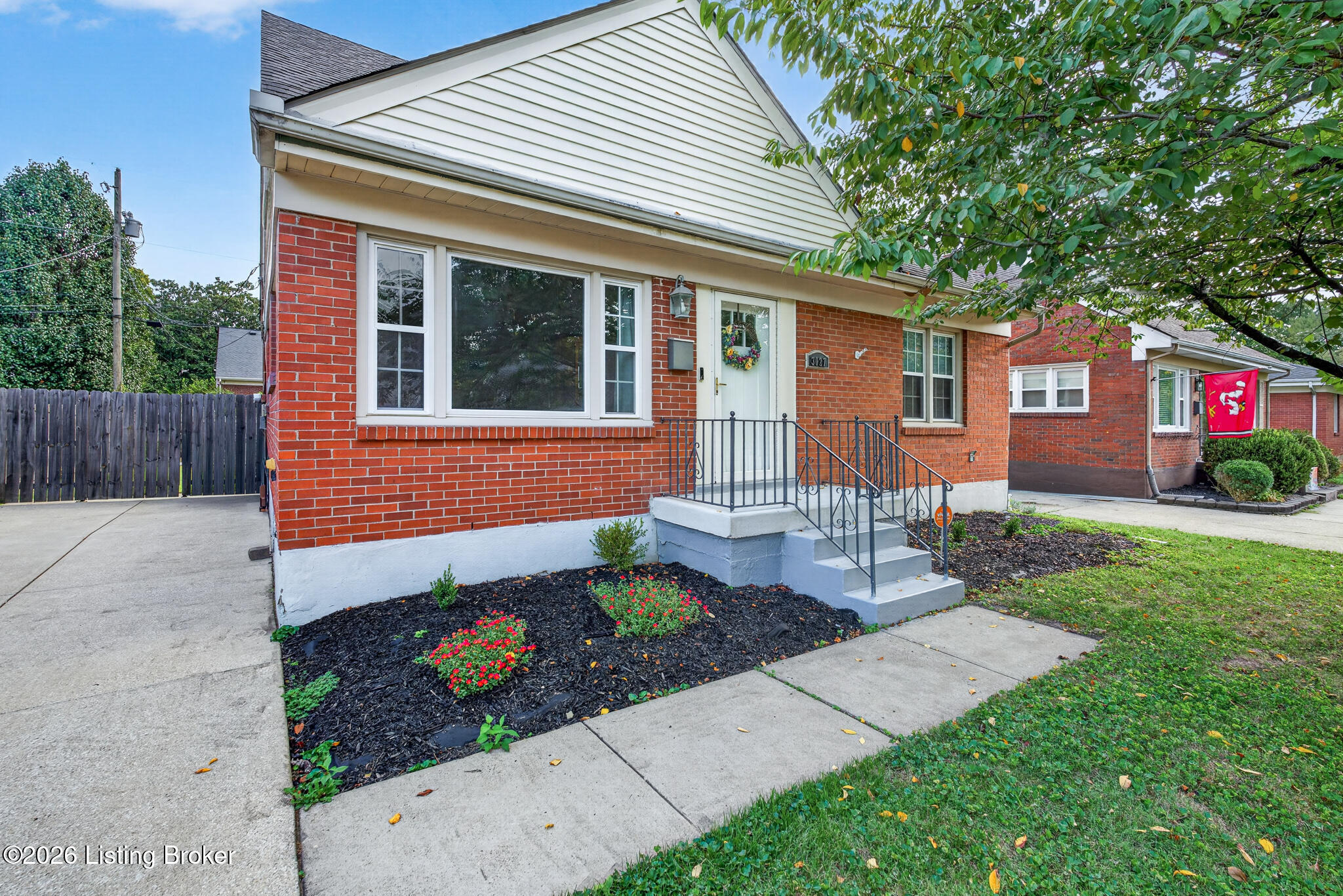 3027 Nadina Dr Property Photo 5
