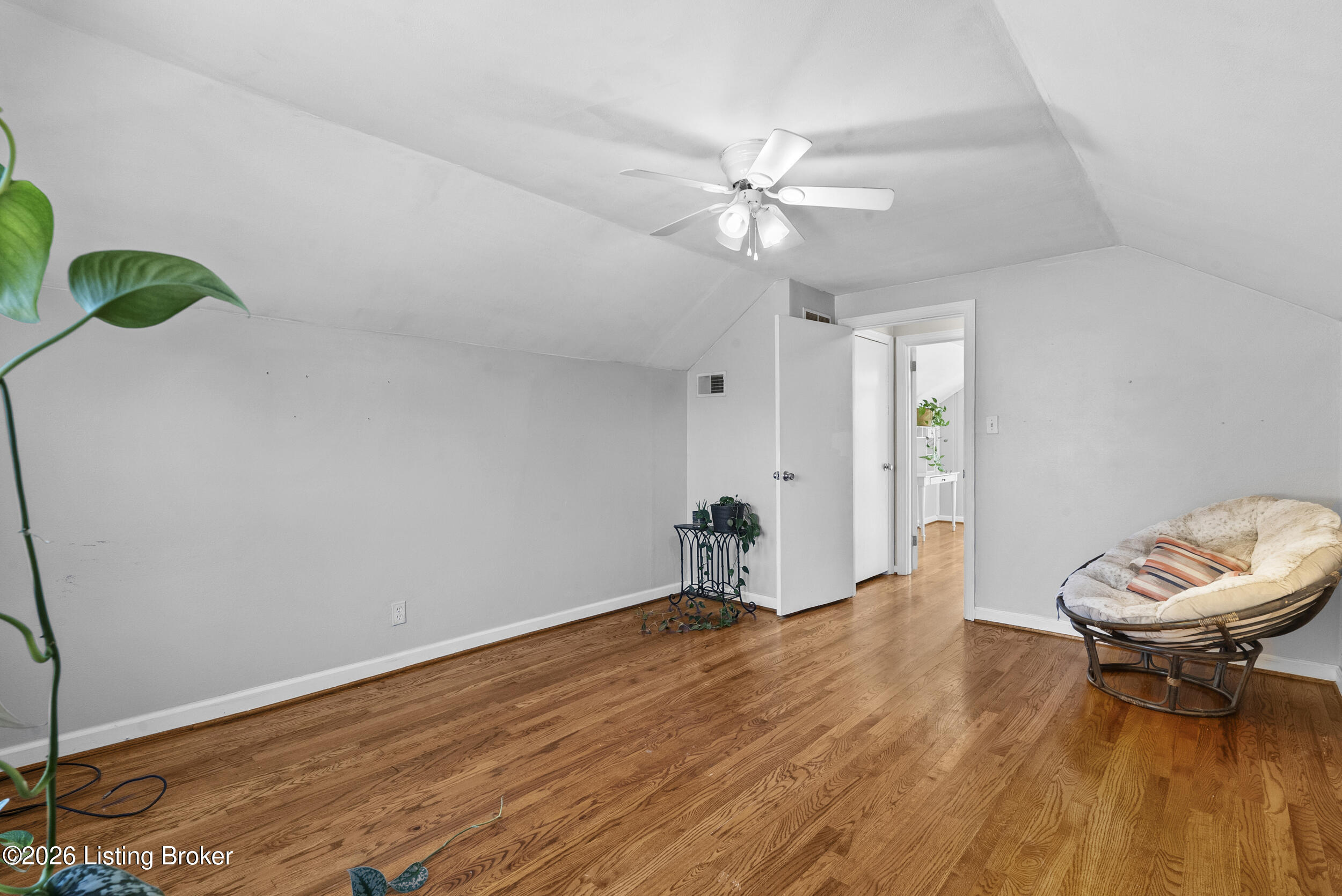 3027 Nadina Dr Property Photo 20