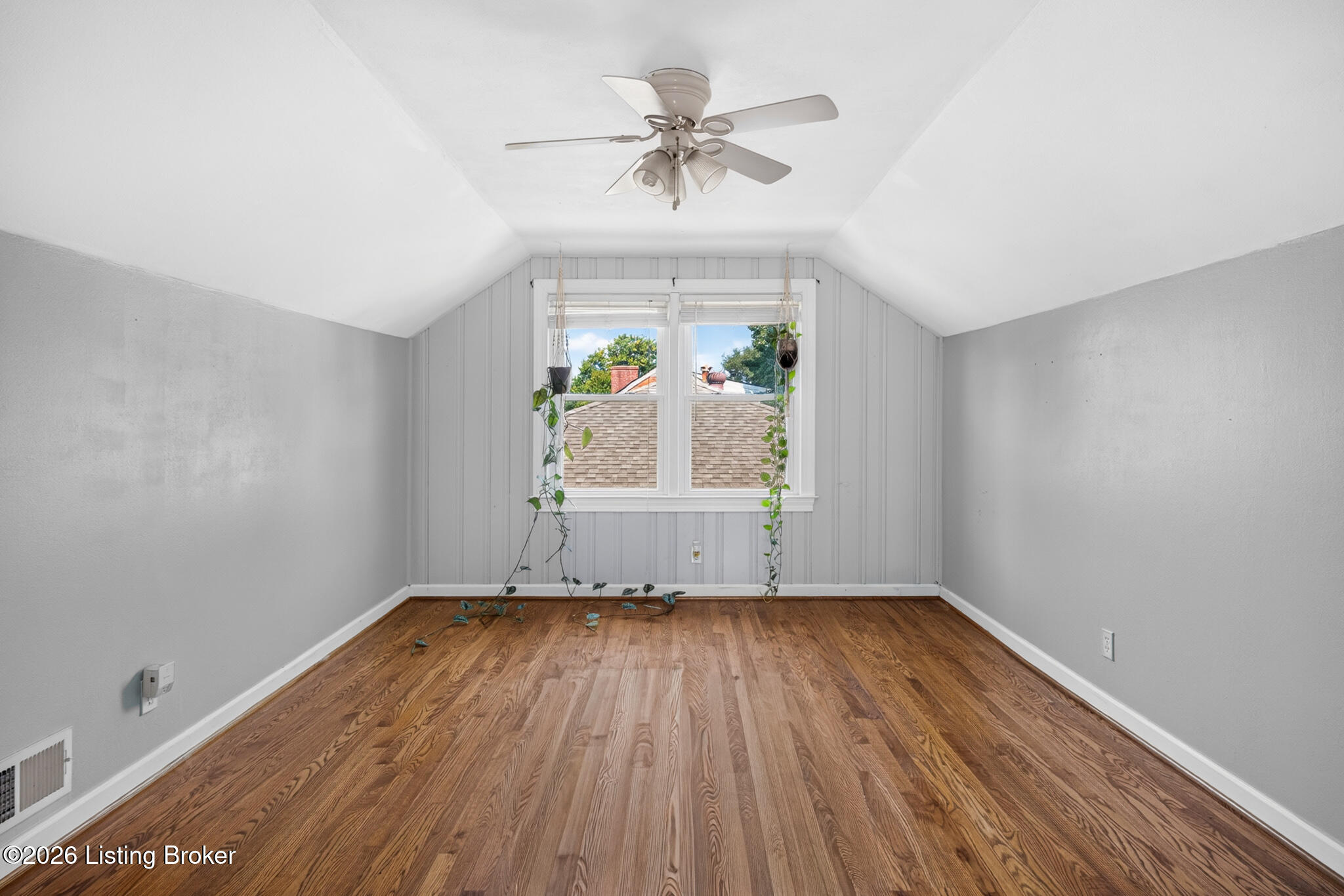 3027 Nadina Dr Property Photo 22