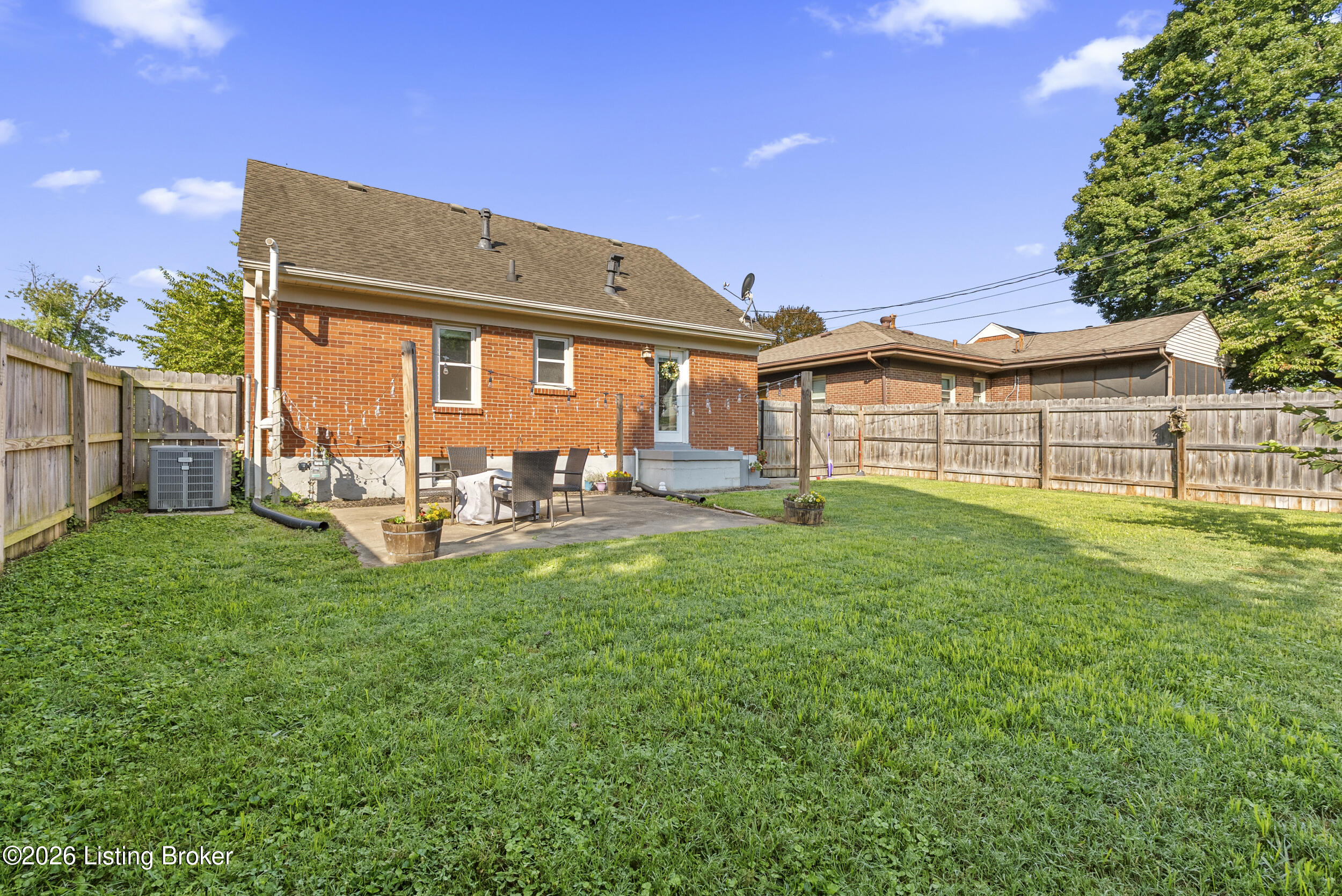 3027 Nadina Dr Property Photo 29