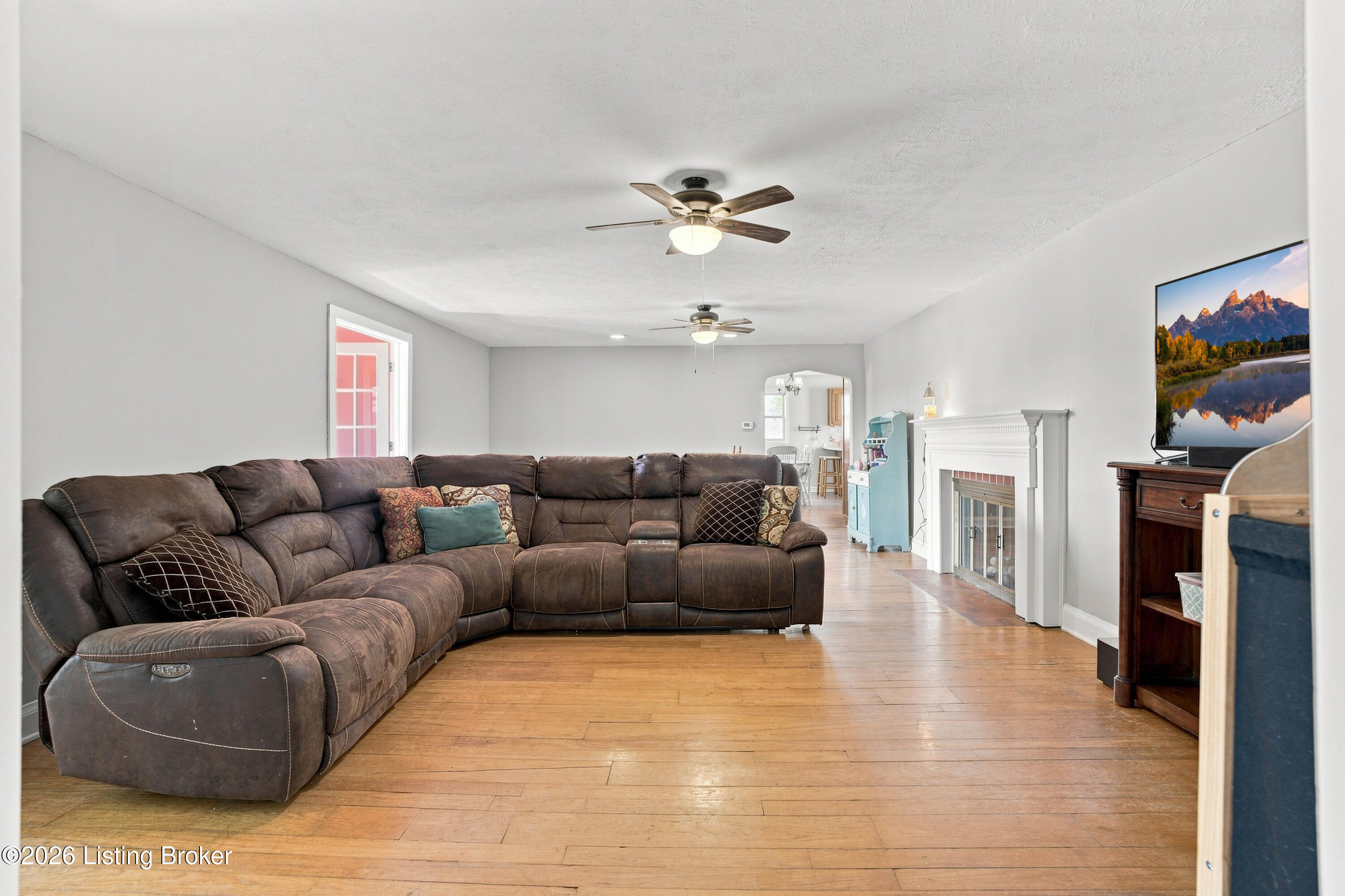 112 Hunters Ridge Dr Property Photo 6