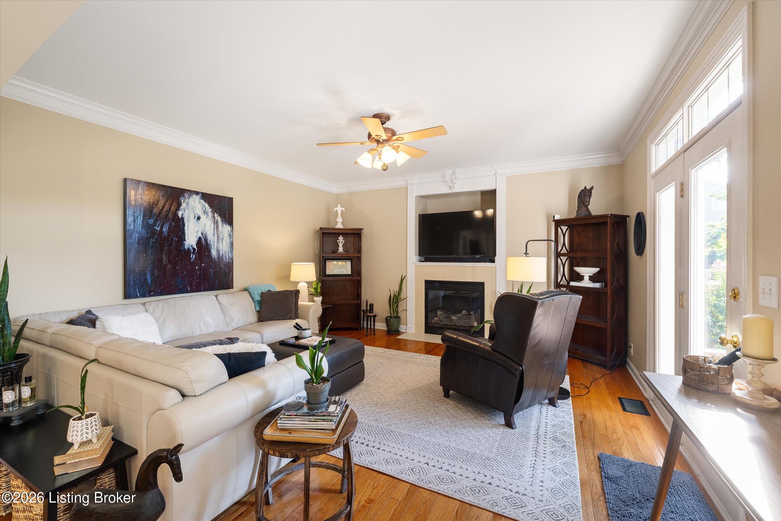 10520 Mountain Ash Ln Property Photo 11