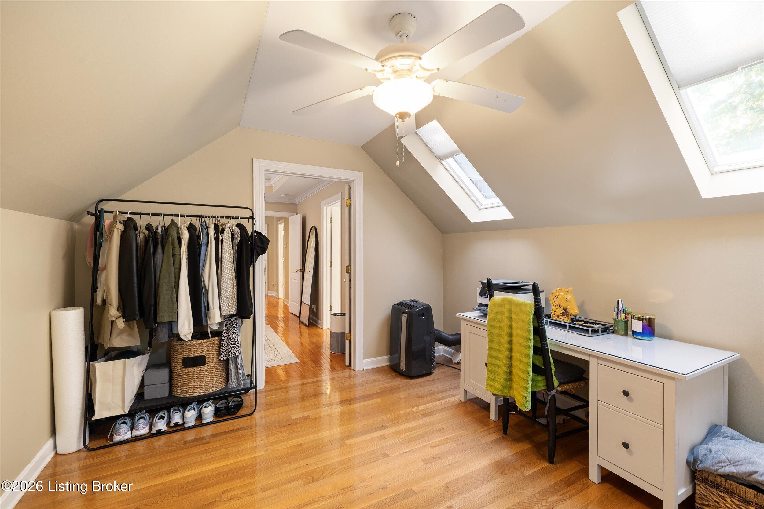 10520 Mountain Ash Ln Property Photo 25