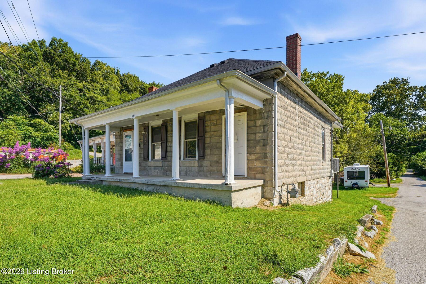 365 Owenton Rd Property Photo 3