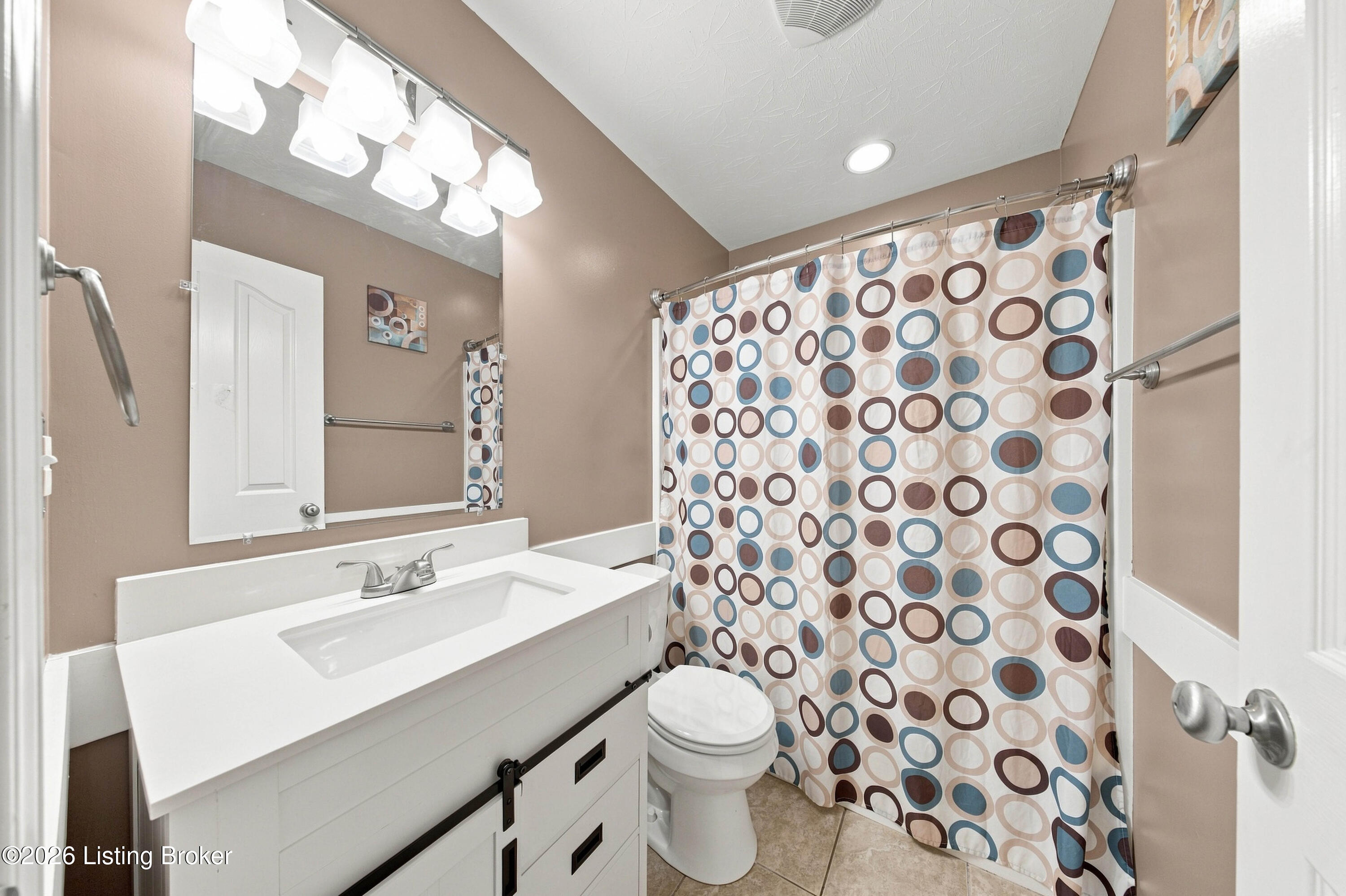 180 Treasure Bay Ct Property Photo 20