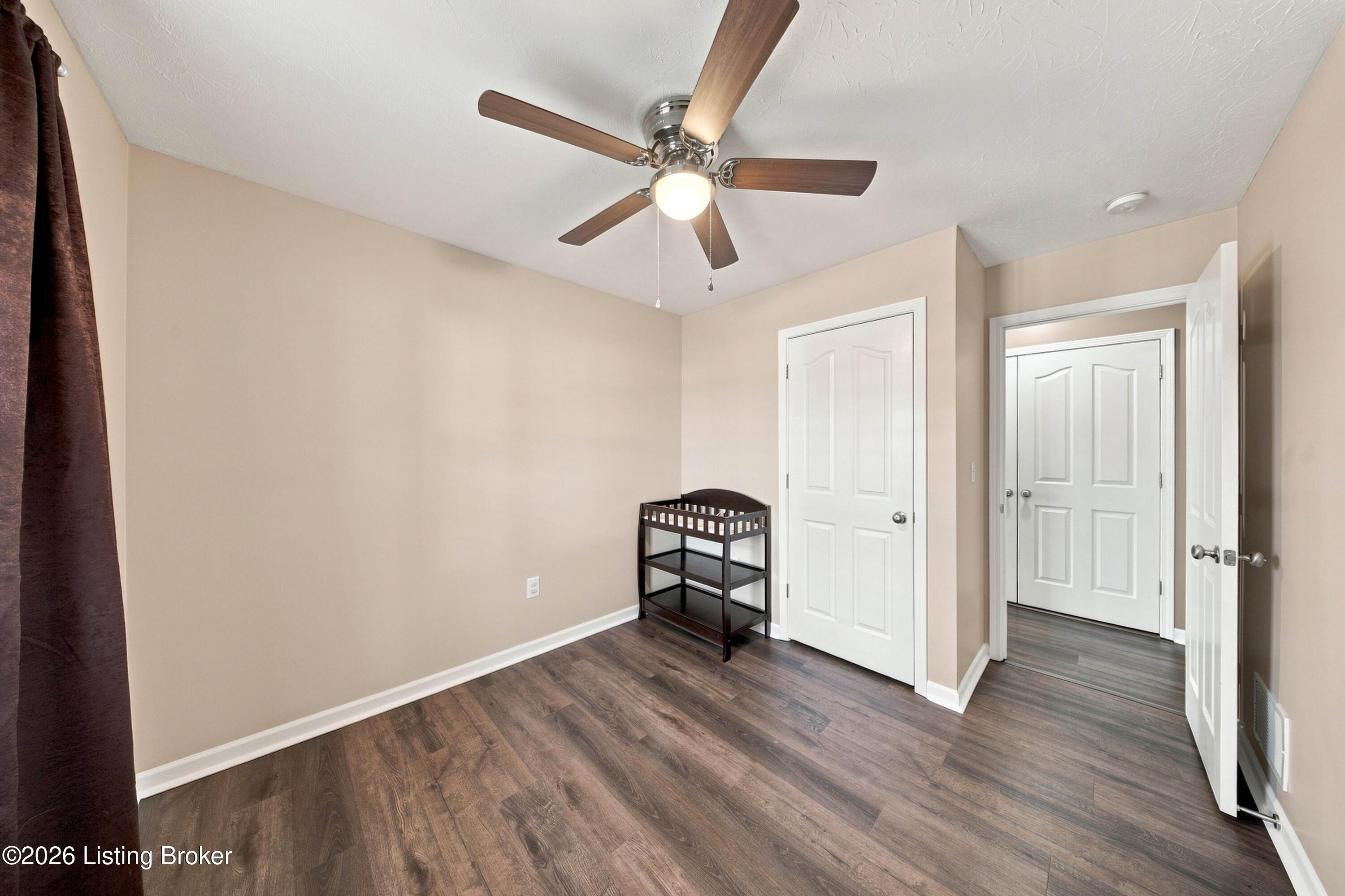 180 Treasure Bay Ct Property Photo 23