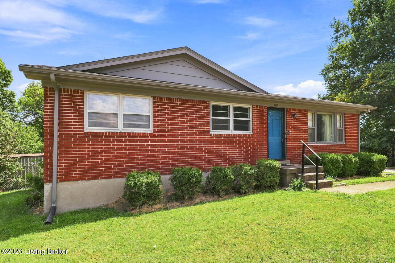 7107 Bowie Ct Property Photo 3
