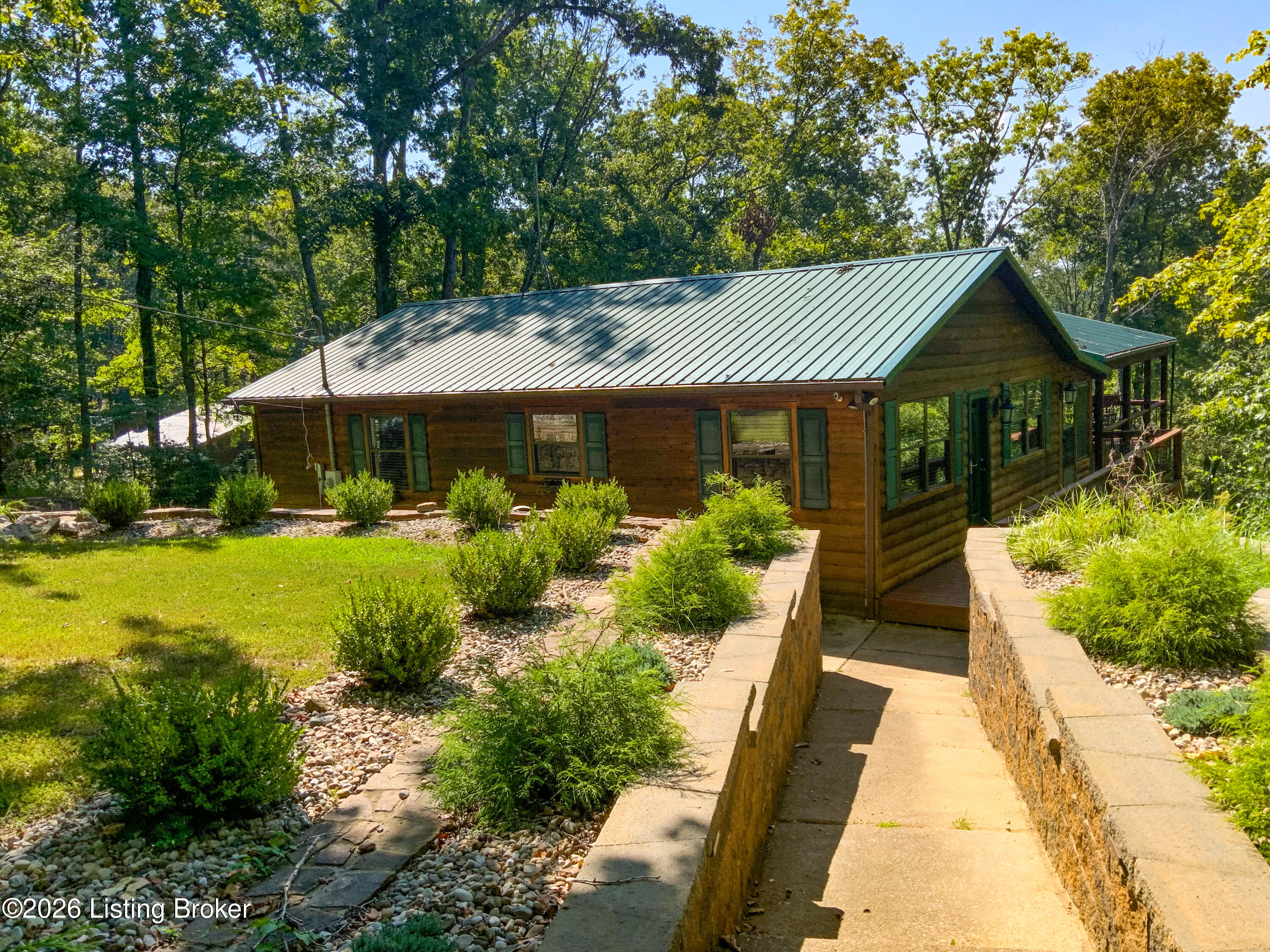 45 Shady Lane Dr Property Photo 1