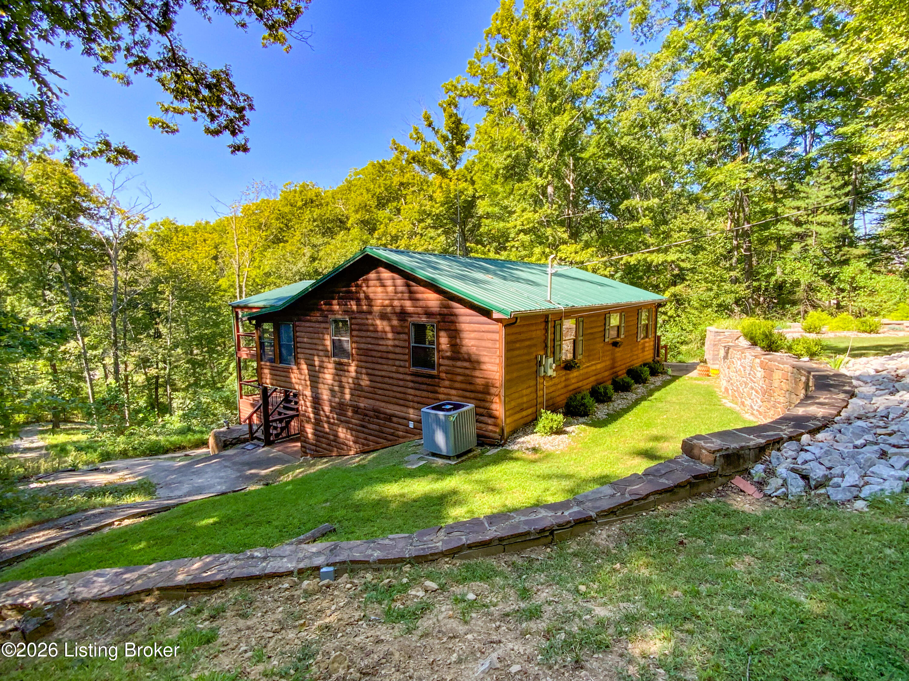 45 Shady Lane Dr Property Photo 14