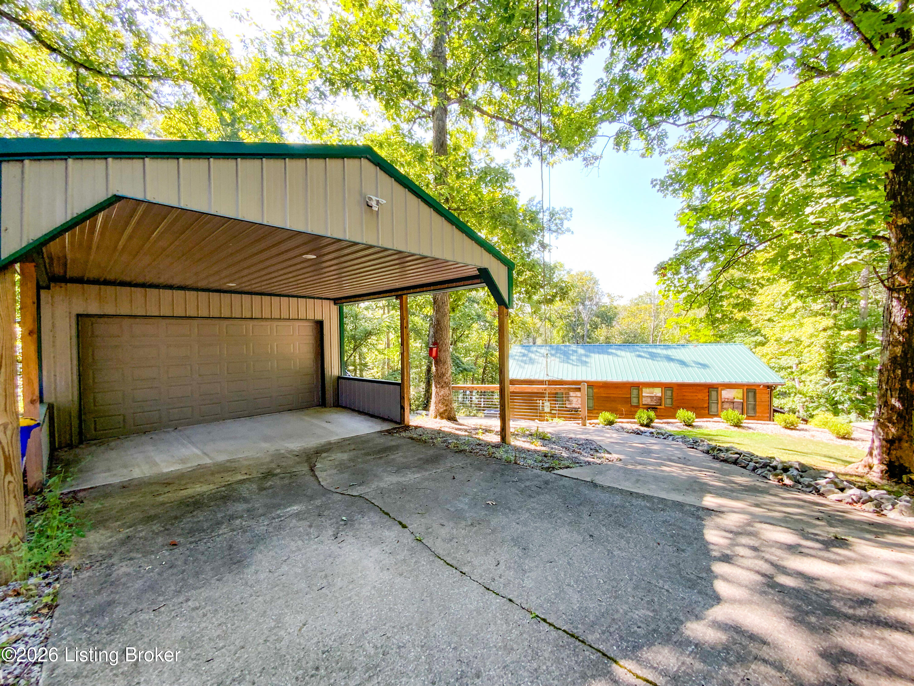 45 Shady Lane Dr Property Photo 15
