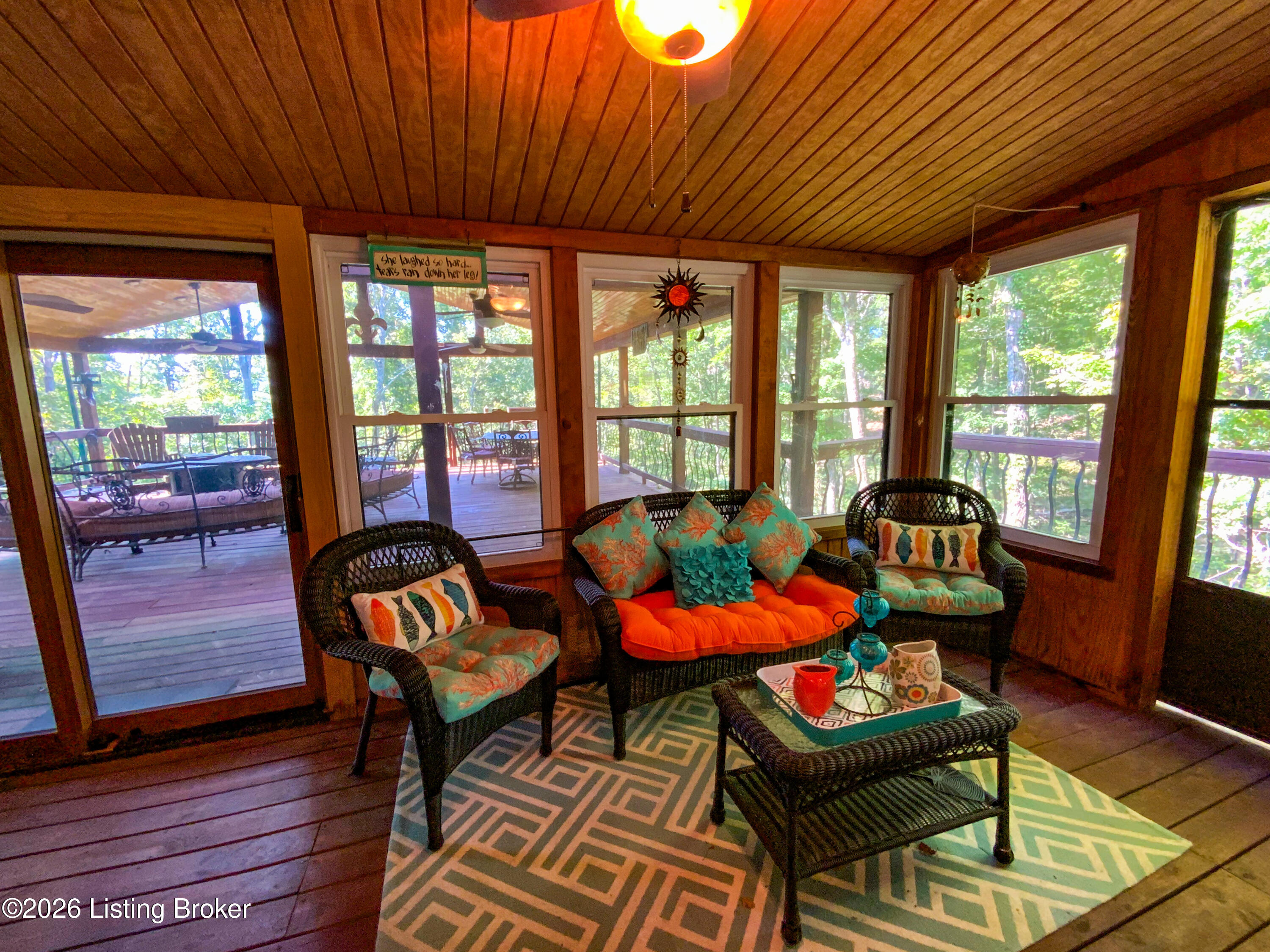 45 Shady Lane Dr Property Photo 25